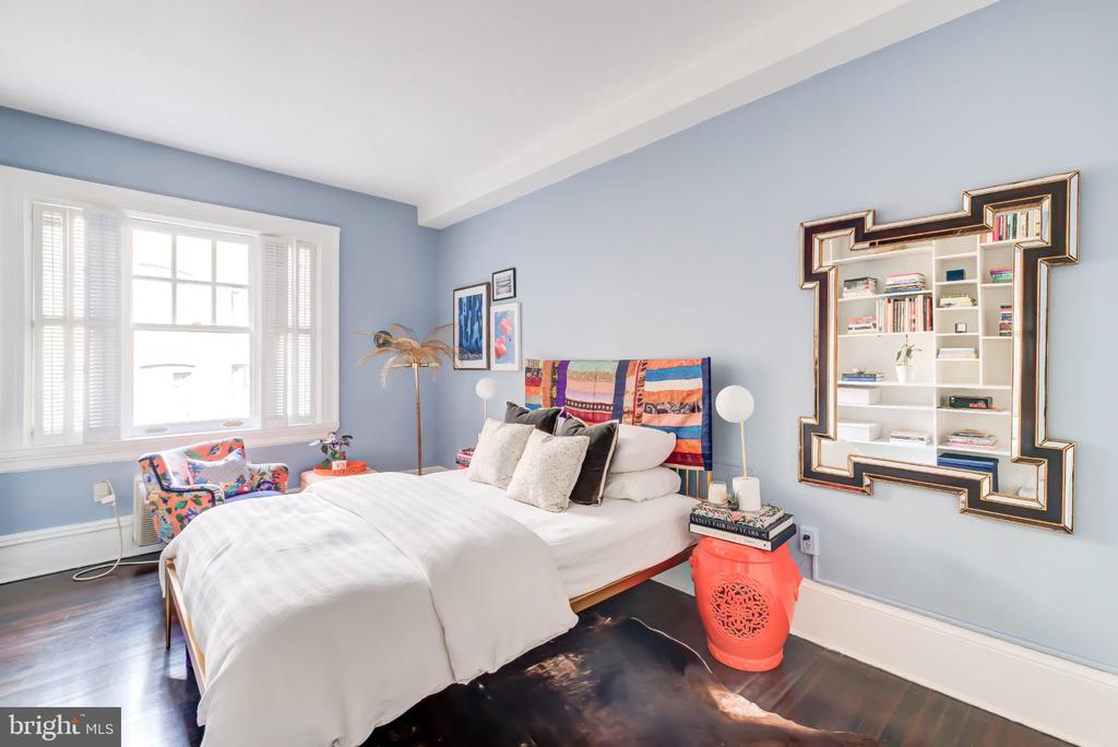 2311 CONNECTICUT AVENUE NW Unit: 405