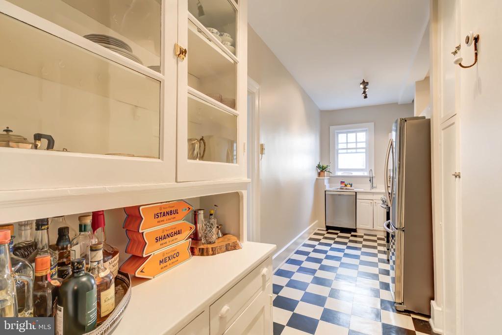 2311 CONNECTICUT AVENUE NW Unit: 405