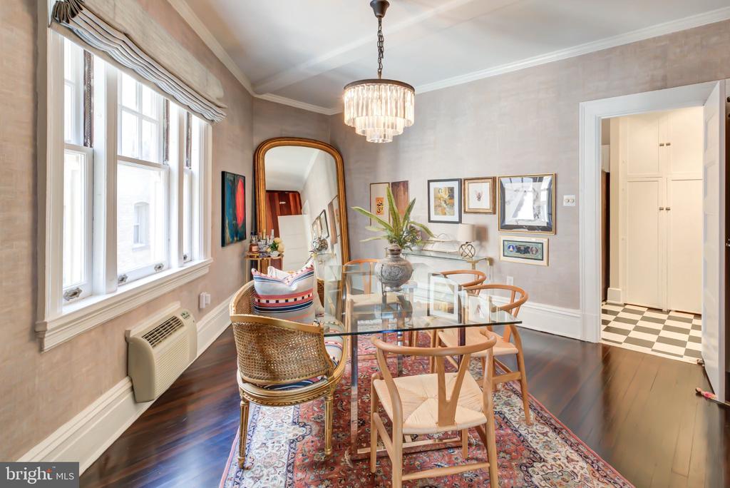 2311 CONNECTICUT AVENUE NW Unit: 405