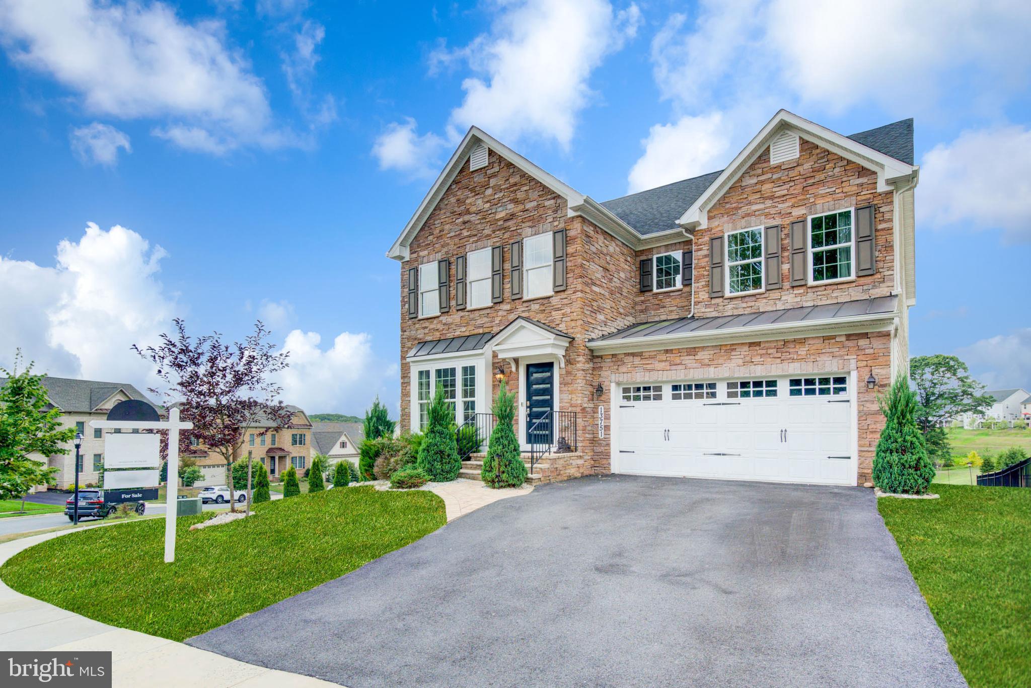 13751 Soaring Wing Ln