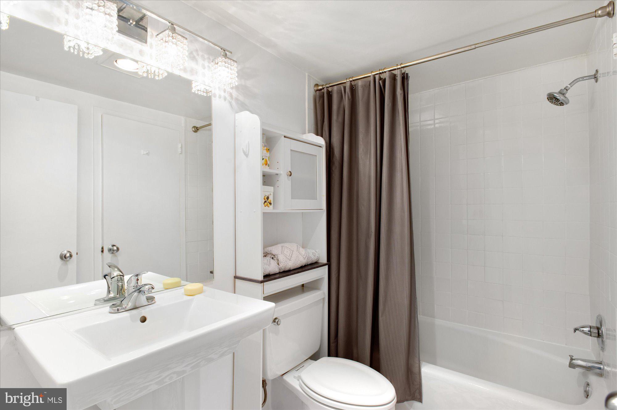 5500 FRIENDSHIP BOULEVARD 820N