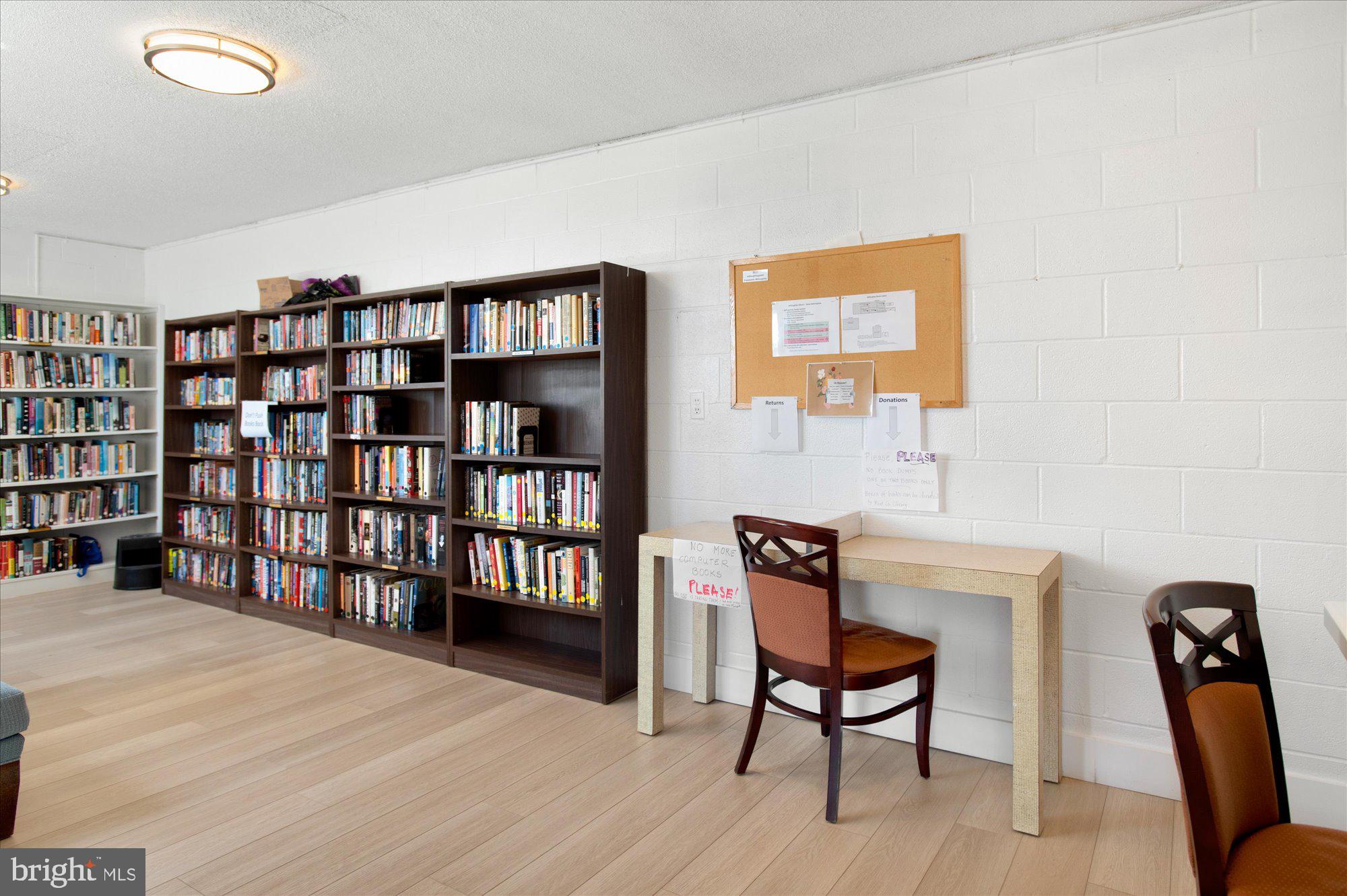 5500 FRIENDSHIP BOULEVARD 820N