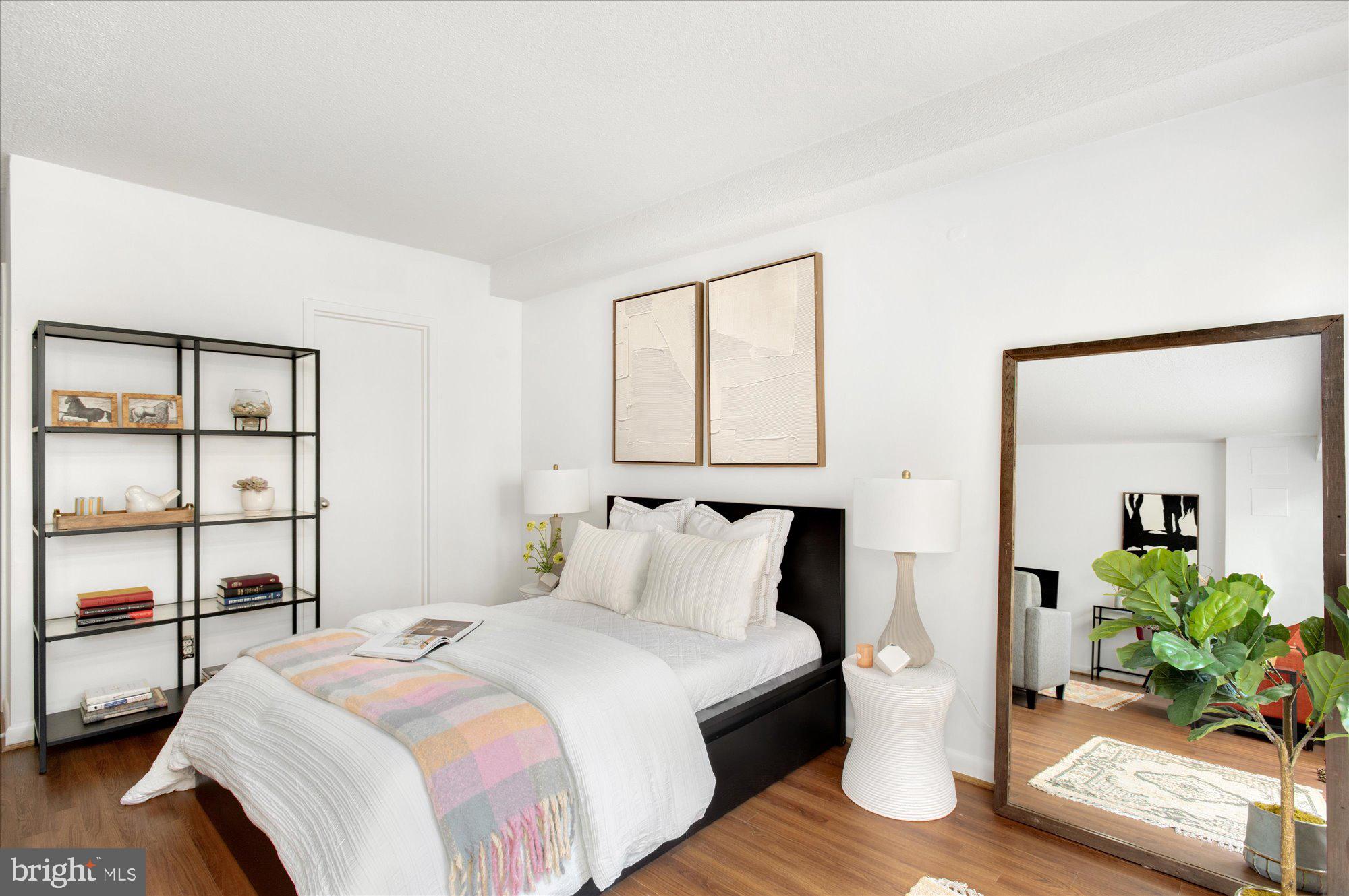 5500 FRIENDSHIP BOULEVARD 820N