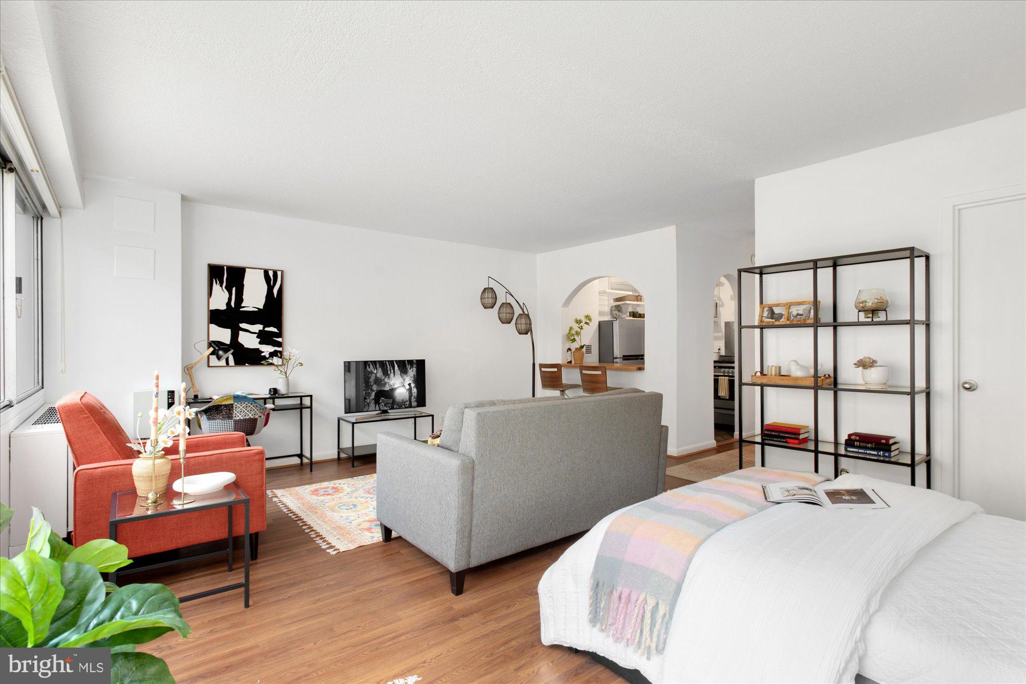 5500 FRIENDSHIP BOULEVARD 820N