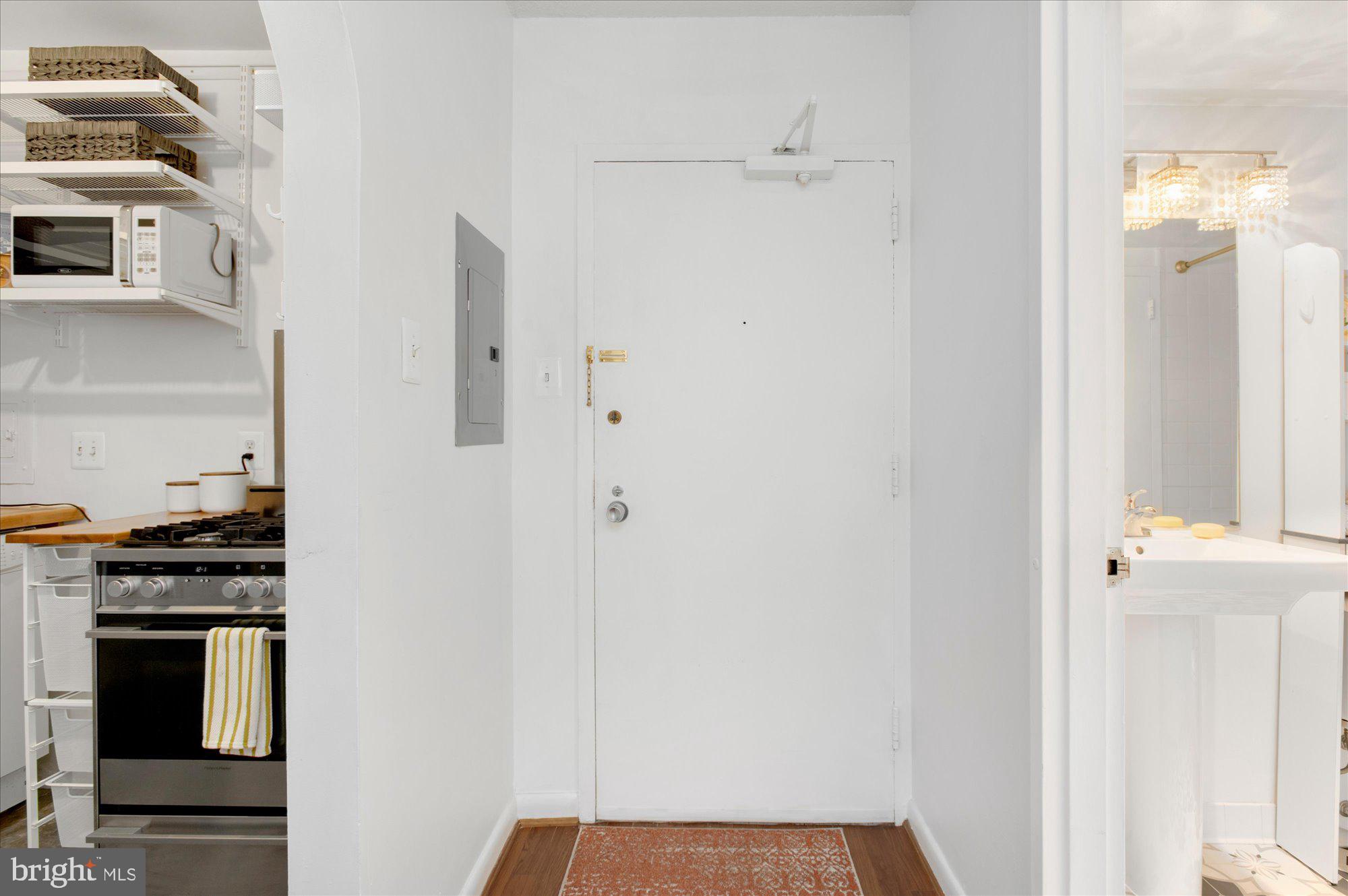 5500 FRIENDSHIP BOULEVARD 820N