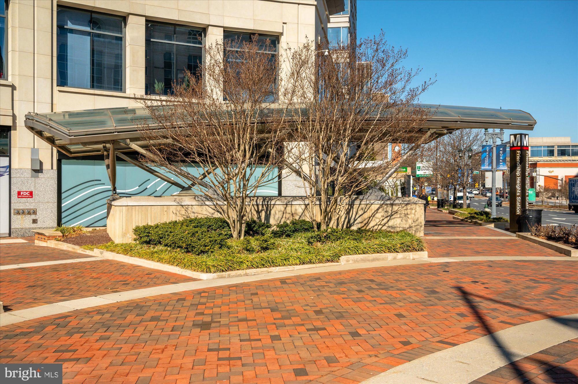 5500 FRIENDSHIP BOULEVARD 820N