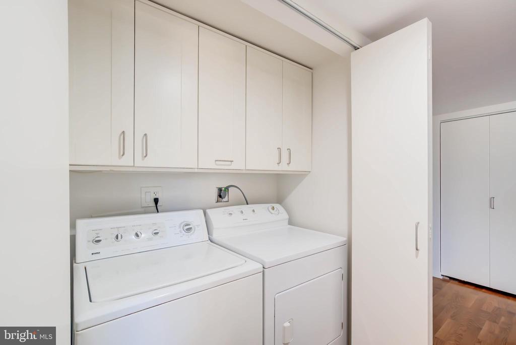 4936 SENTINEL DRIVE 302