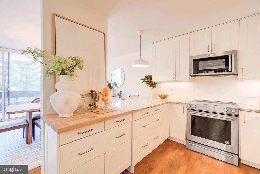 4936 SENTINEL DRIVE 302
