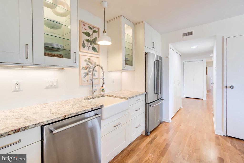 4936 SENTINEL DRIVE 302