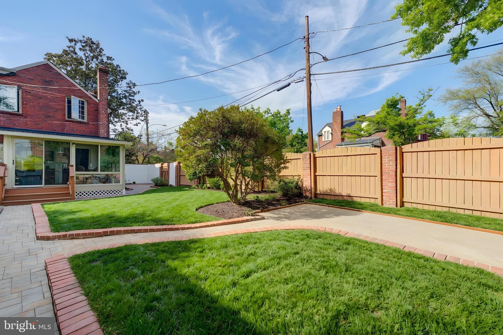 701 DEVON PLACE
