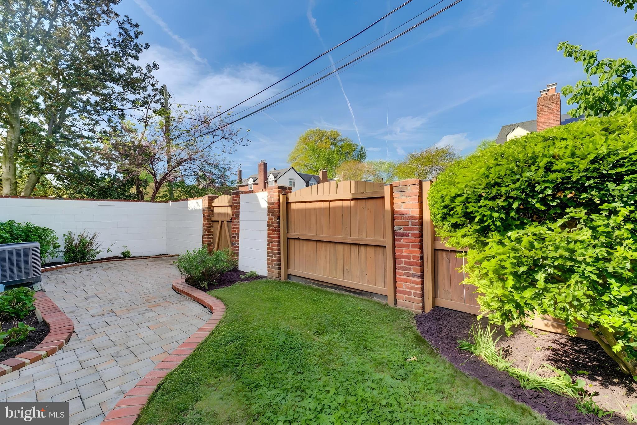 701 DEVON PLACE