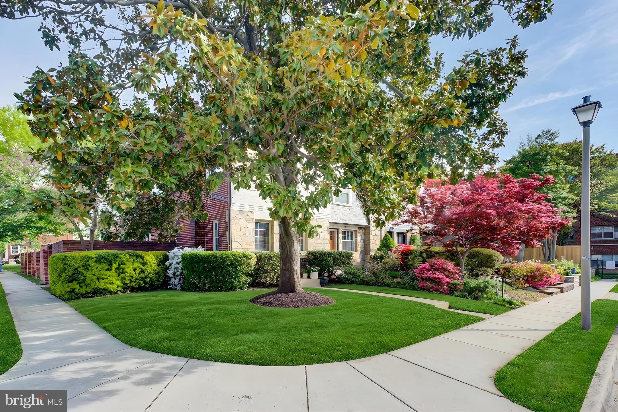 701 DEVON PLACE