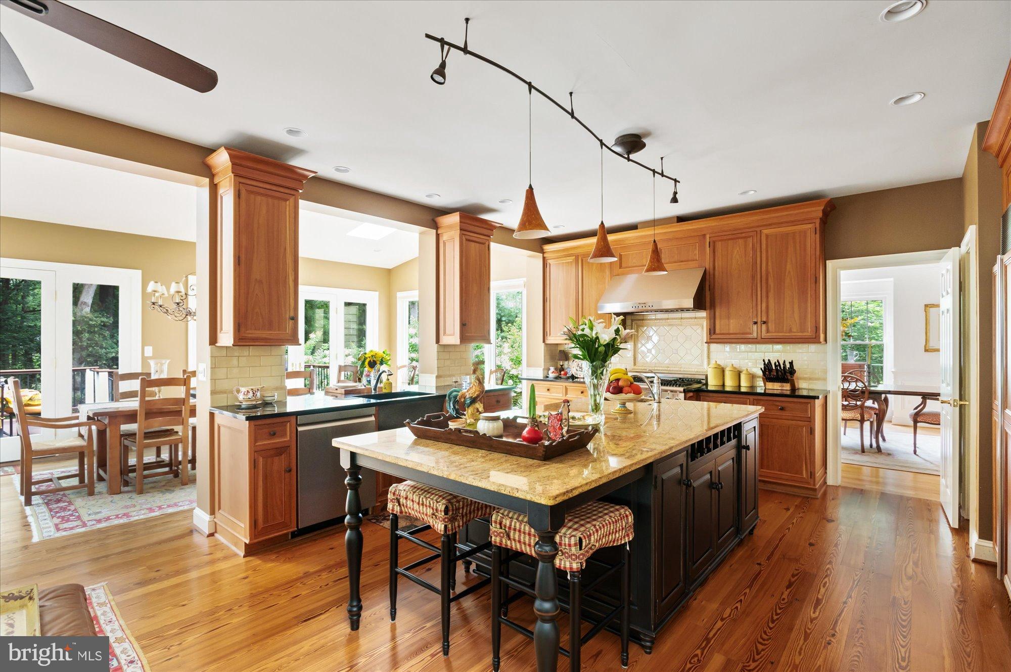 11308 STONEHOUSE PLACE