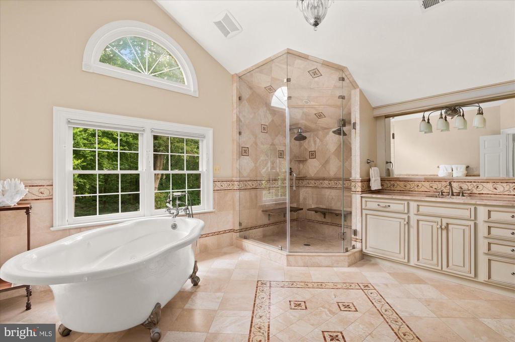 11308 STONEHOUSE PLACE