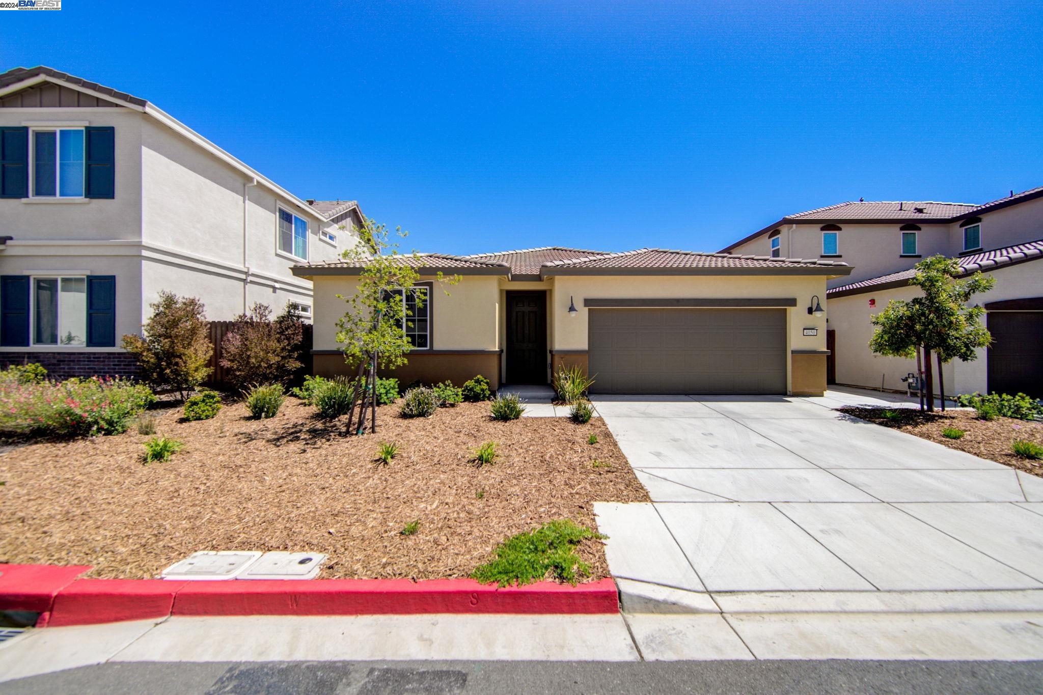 4050 Kenwood Cir
