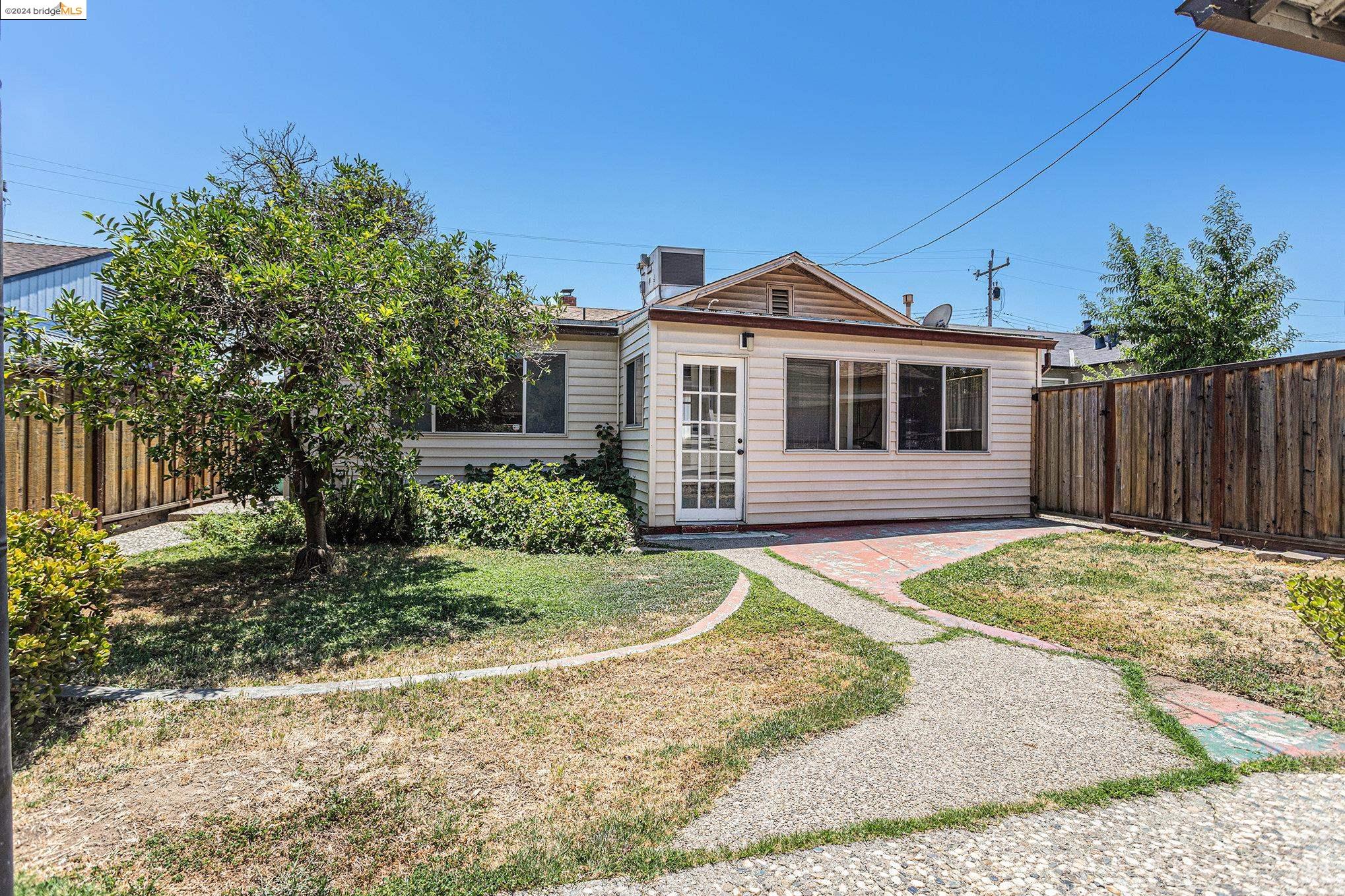 40 W 17th