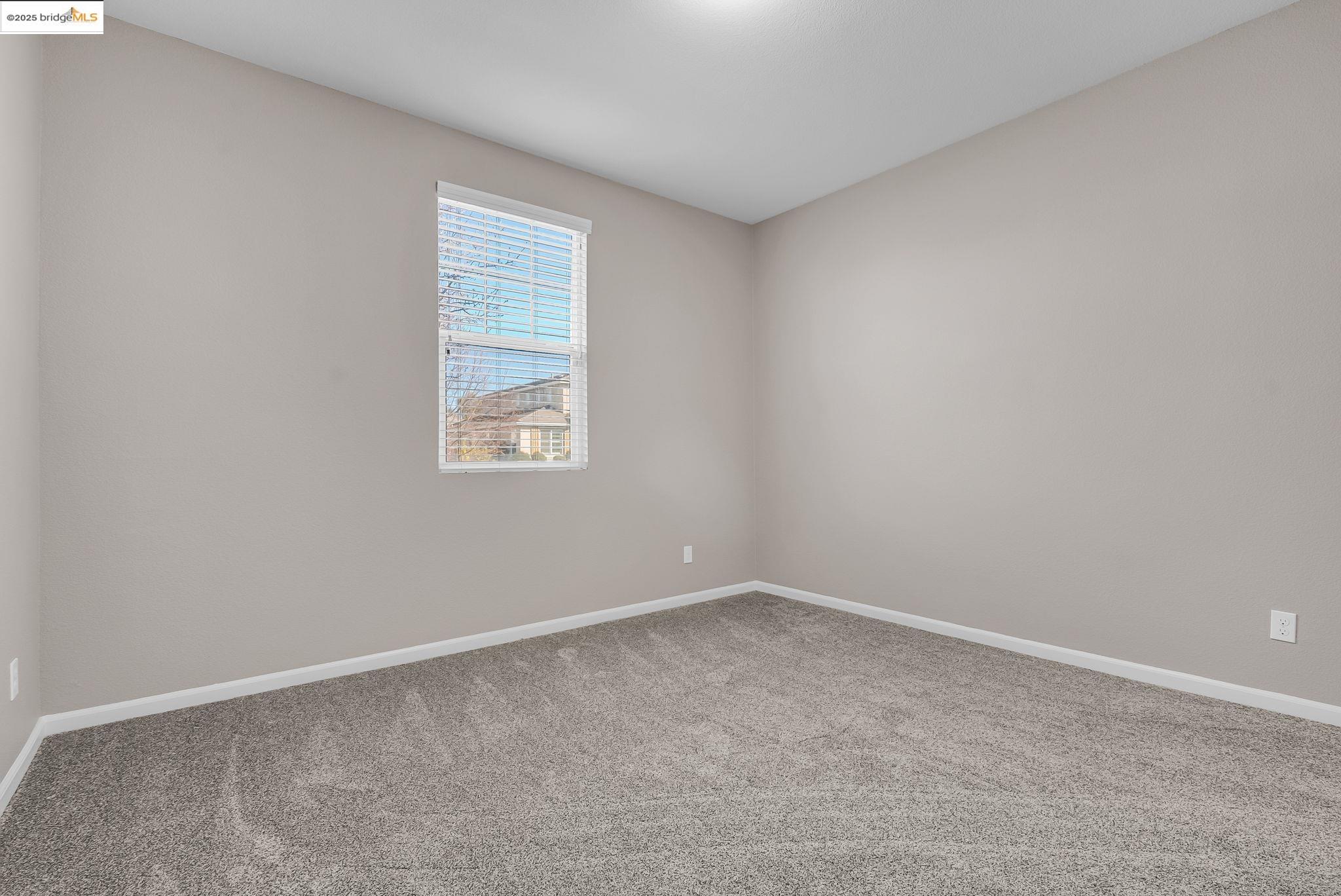 1355 Maple Dr