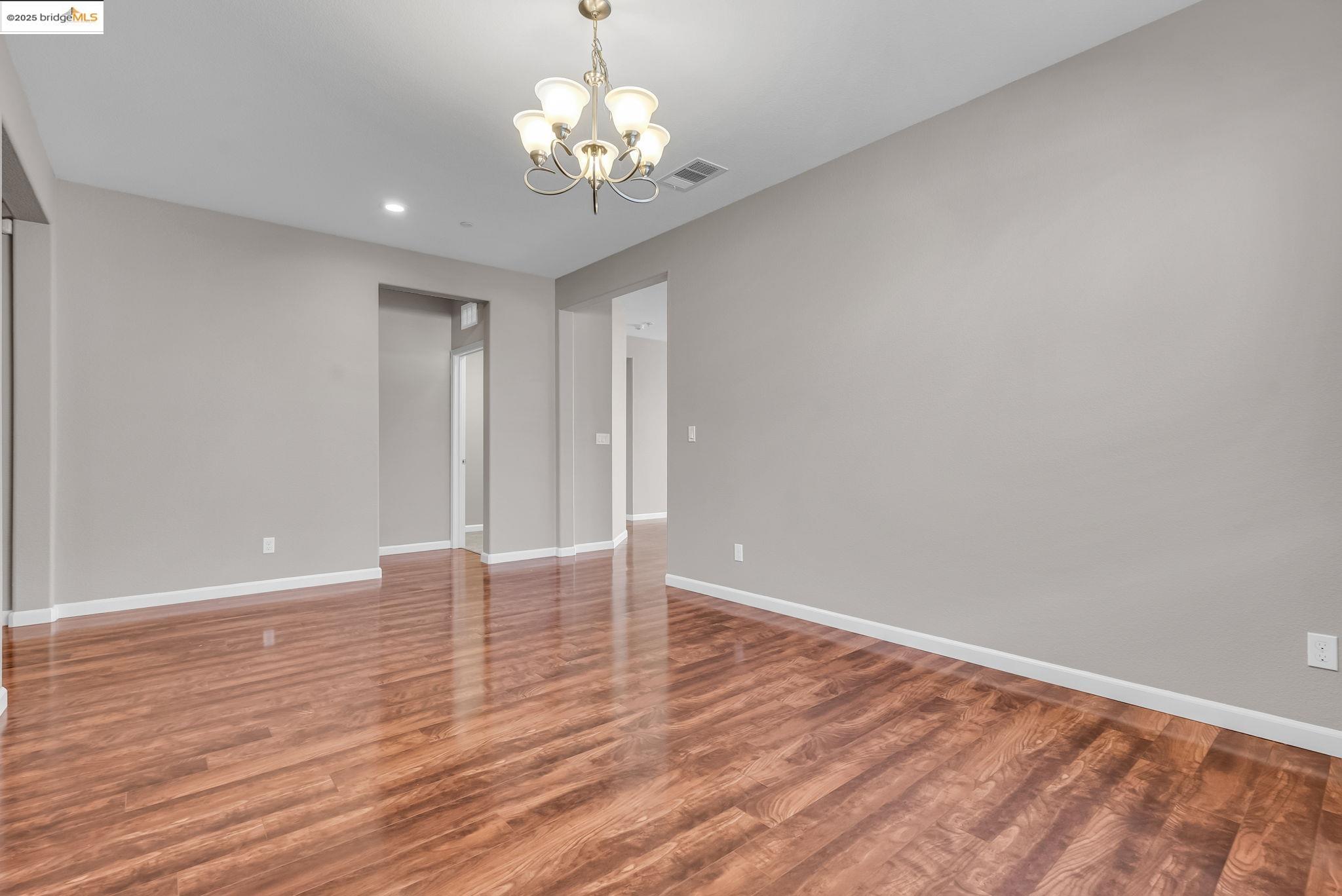 1355 Maple Dr