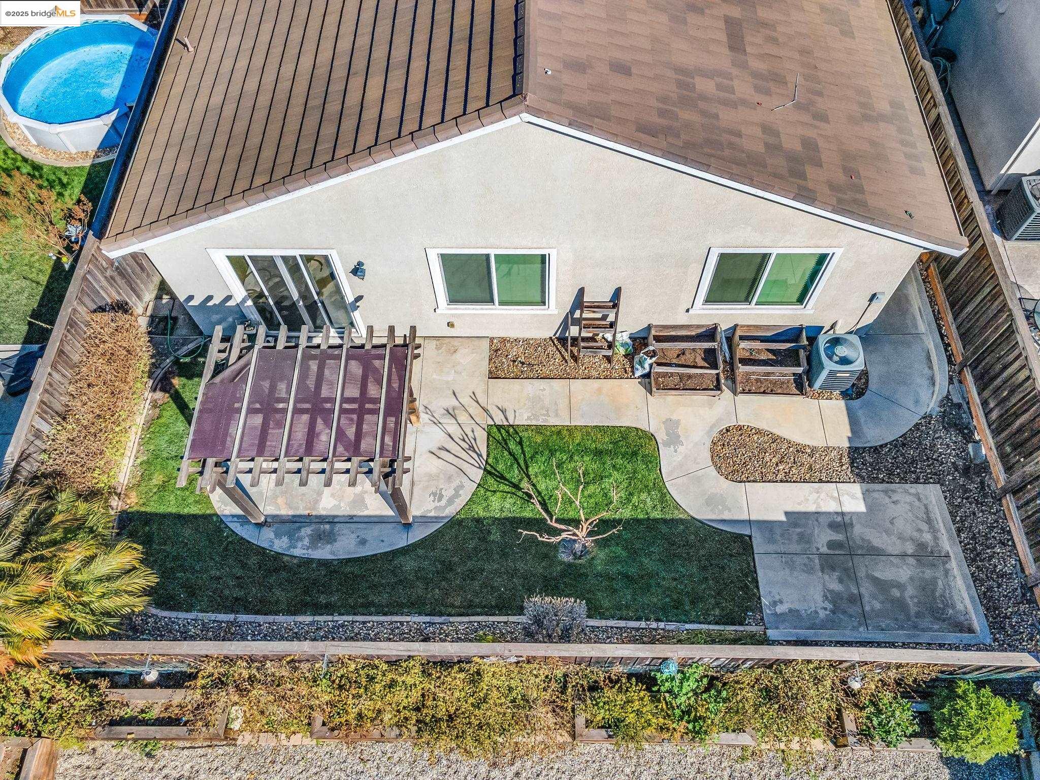 1355 Maple Dr