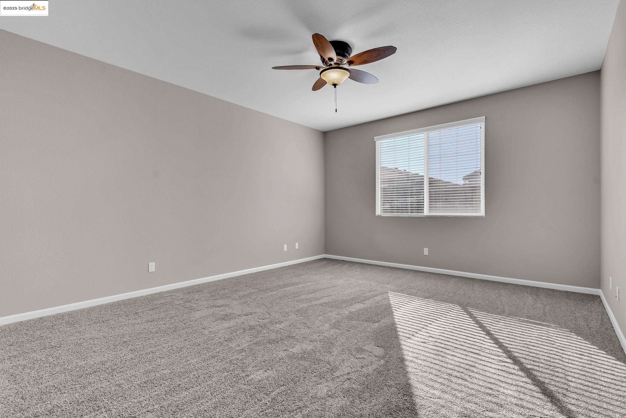 1355 Maple Dr