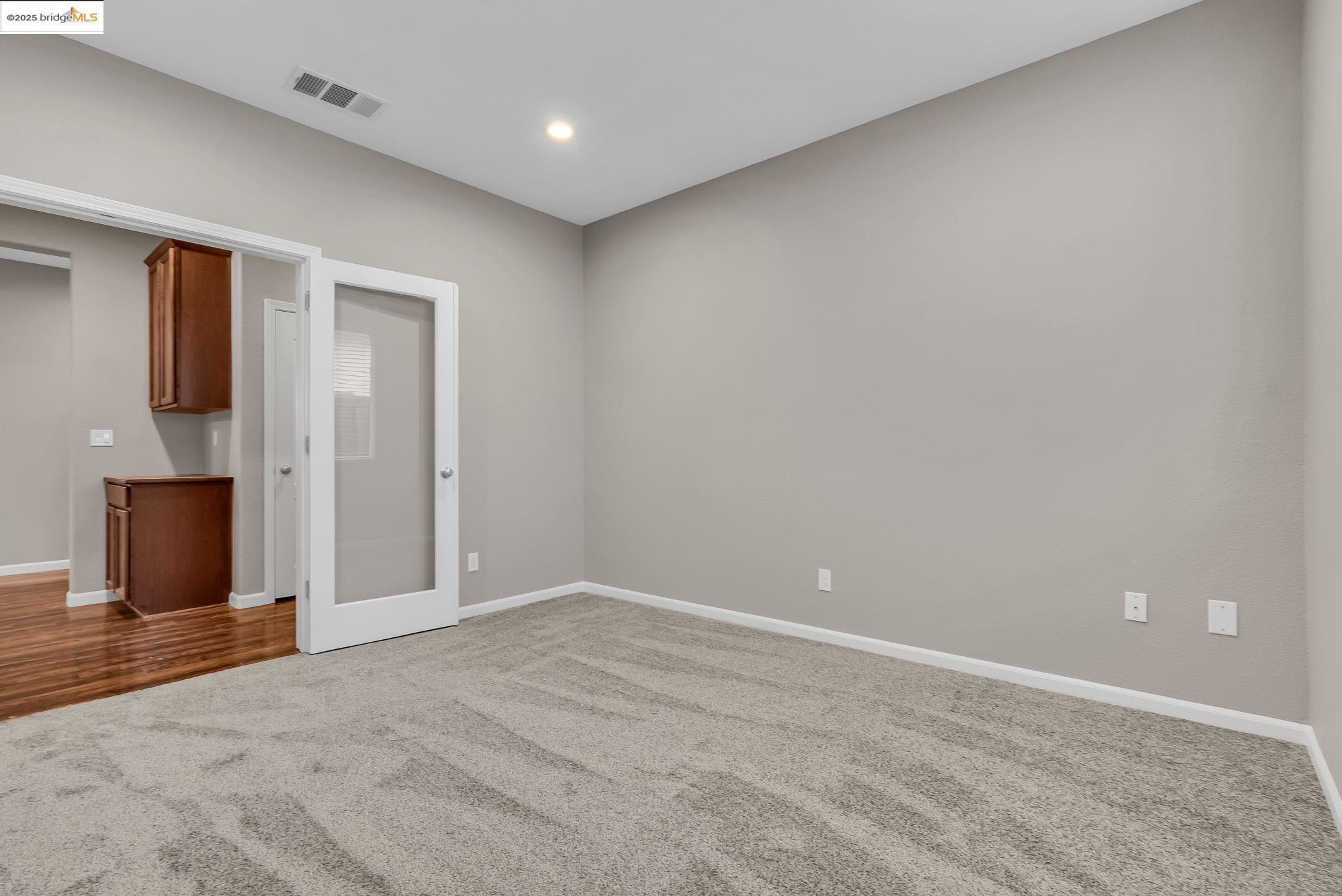 1355 Maple Dr