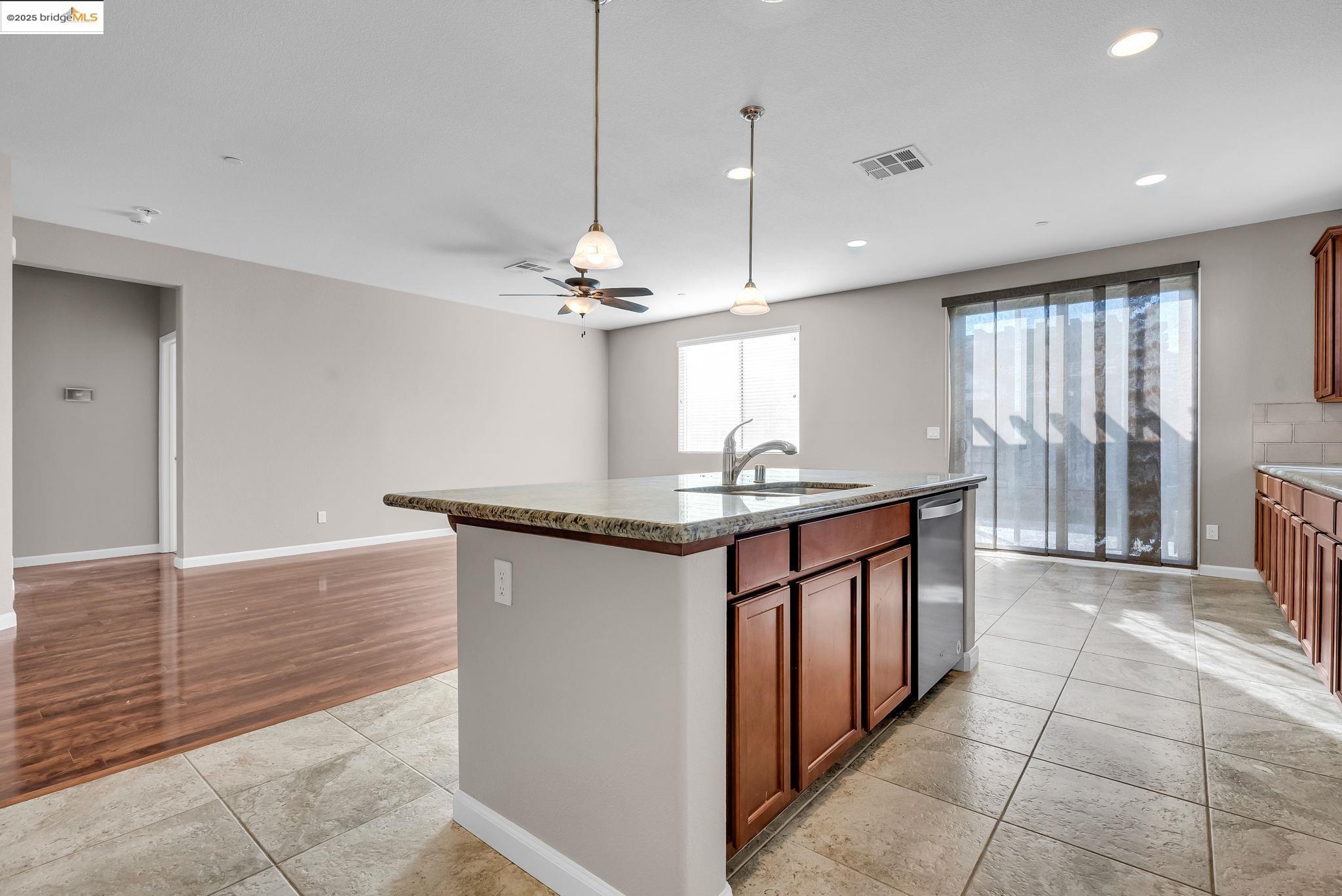 1355 Maple Dr