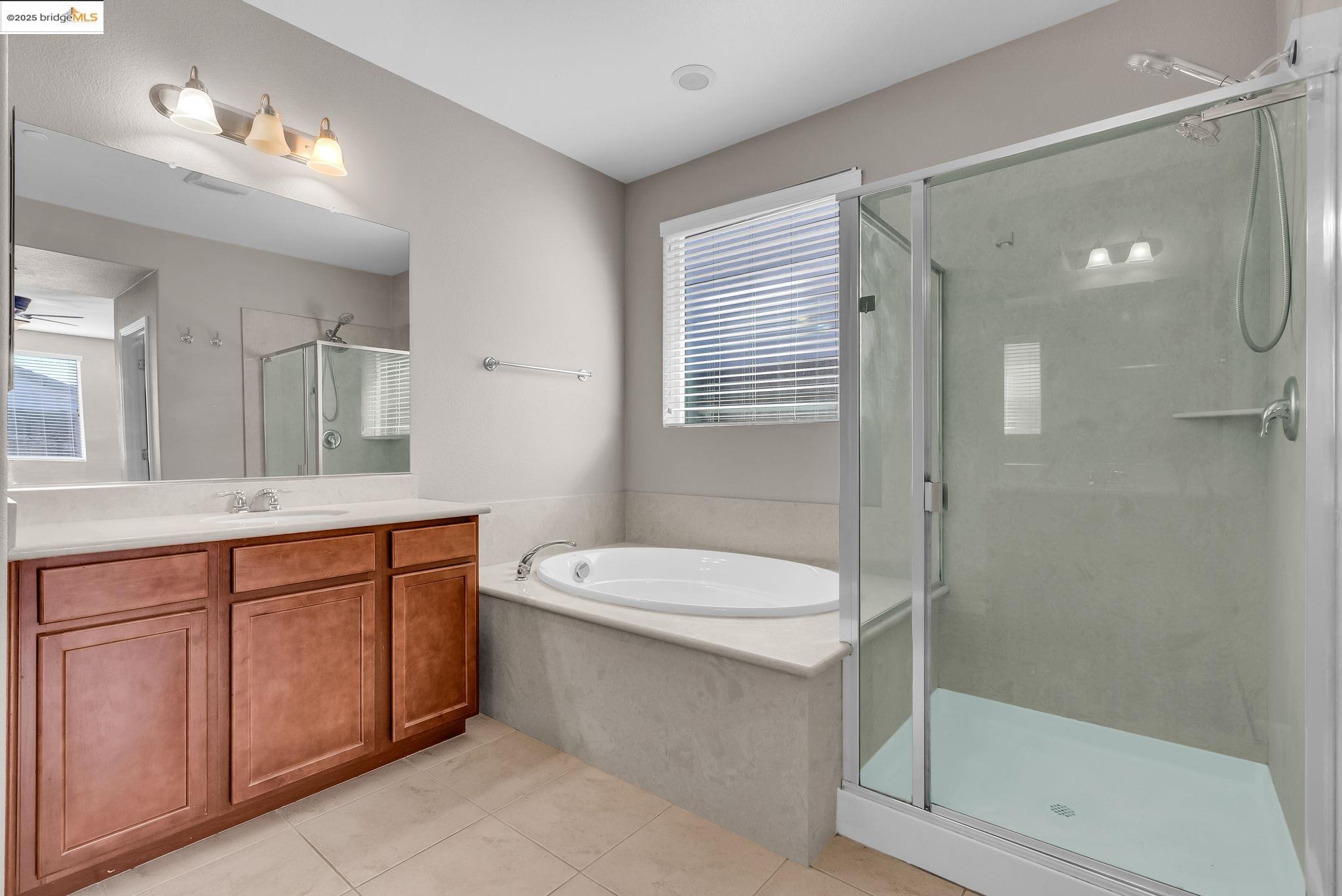 1355 Maple Dr