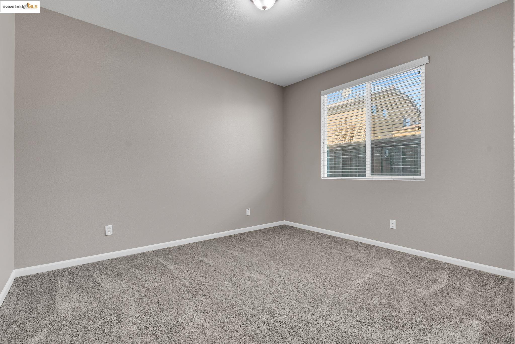 1355 Maple Dr