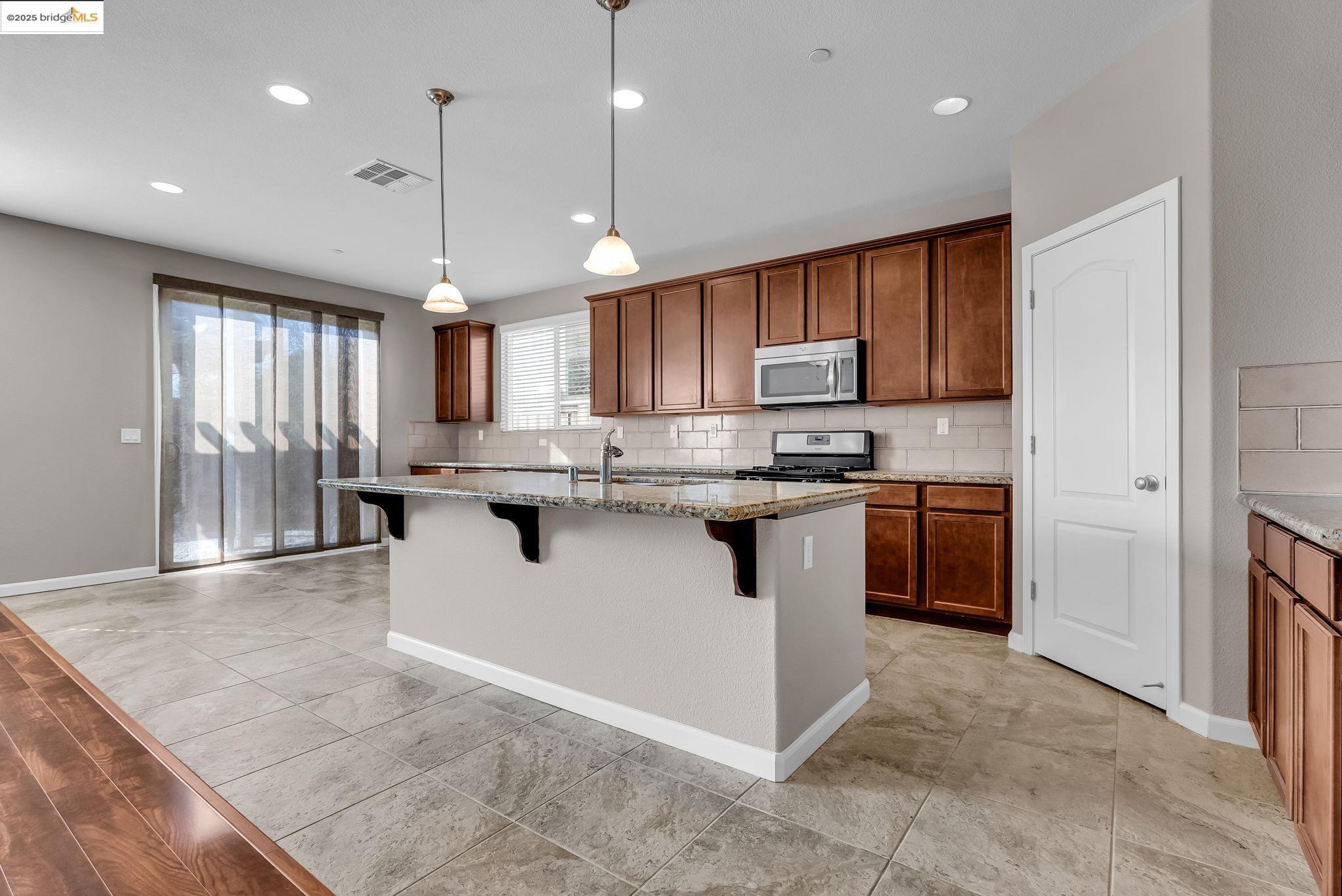1355 Maple Dr