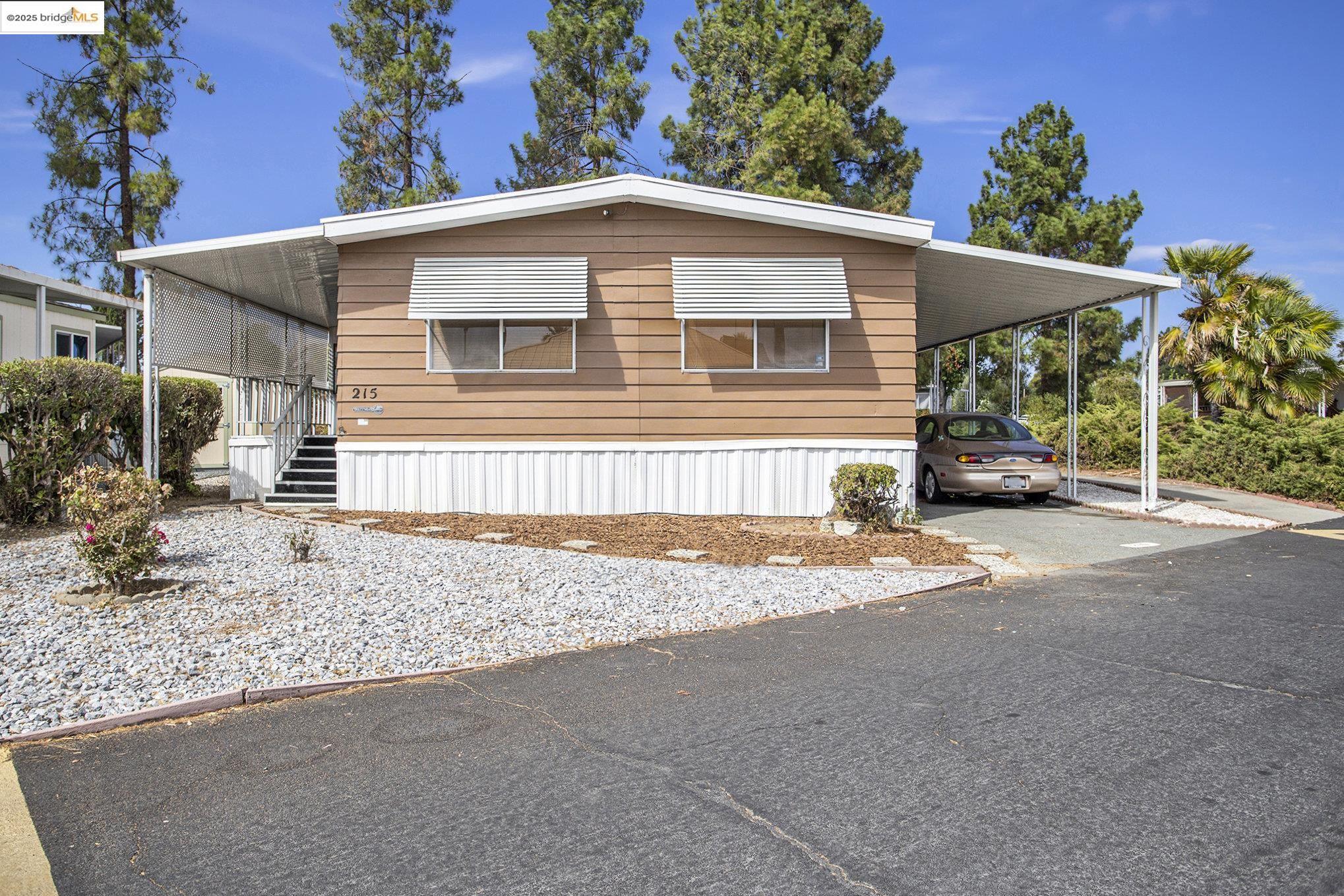 215 Maui Dr # 215
