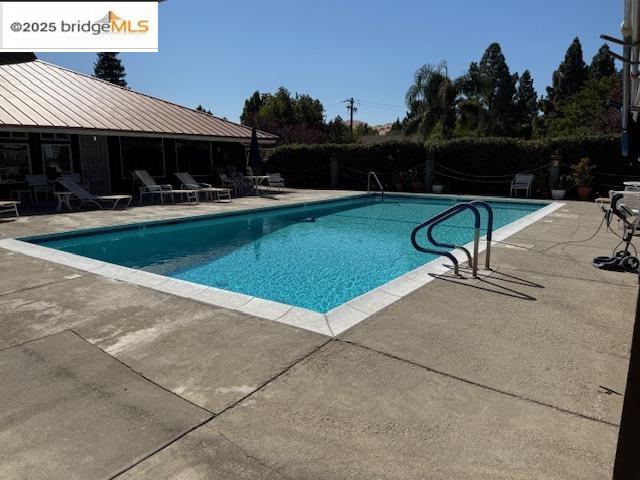 215 Maui Dr # 215