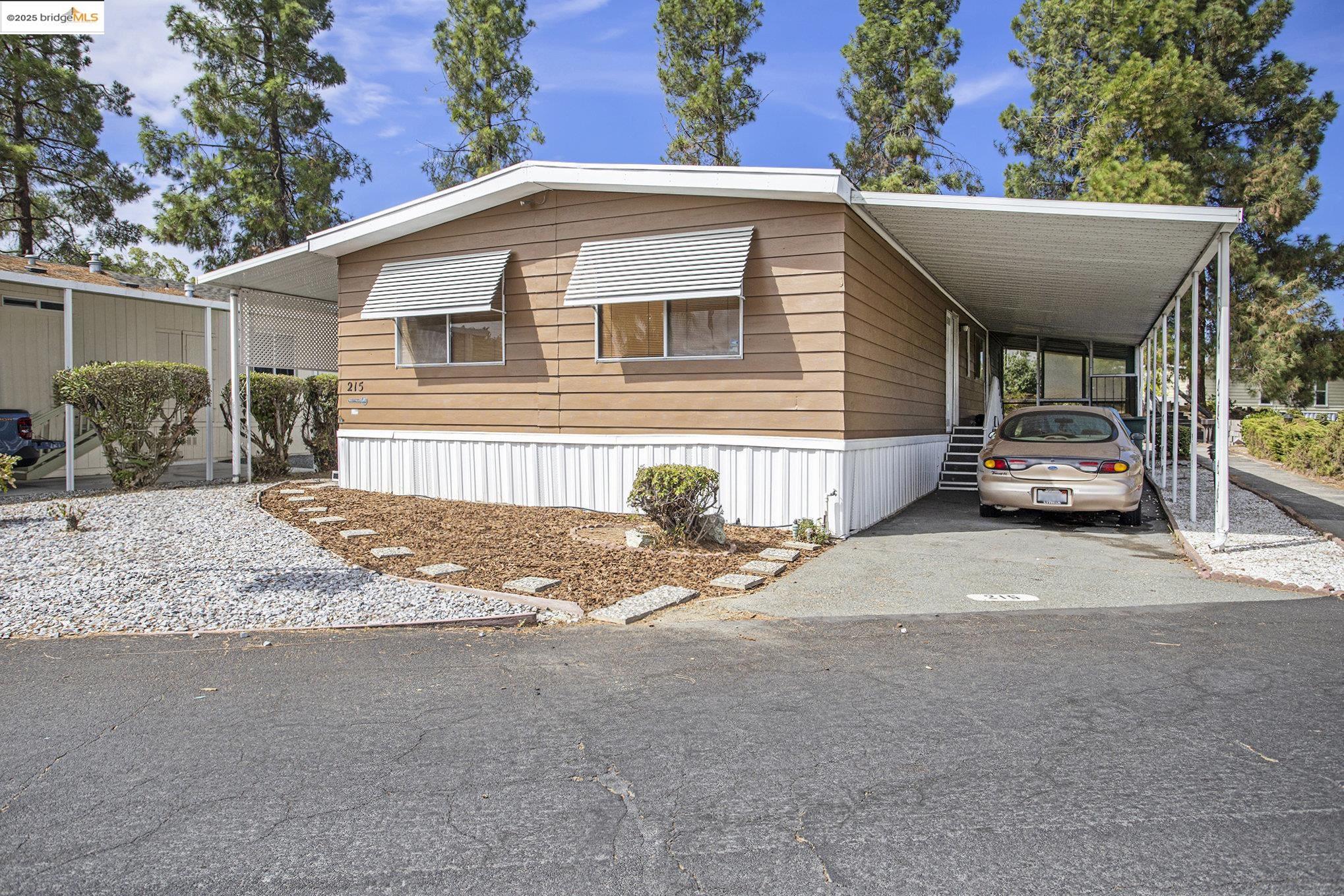 215 Maui Dr # 215