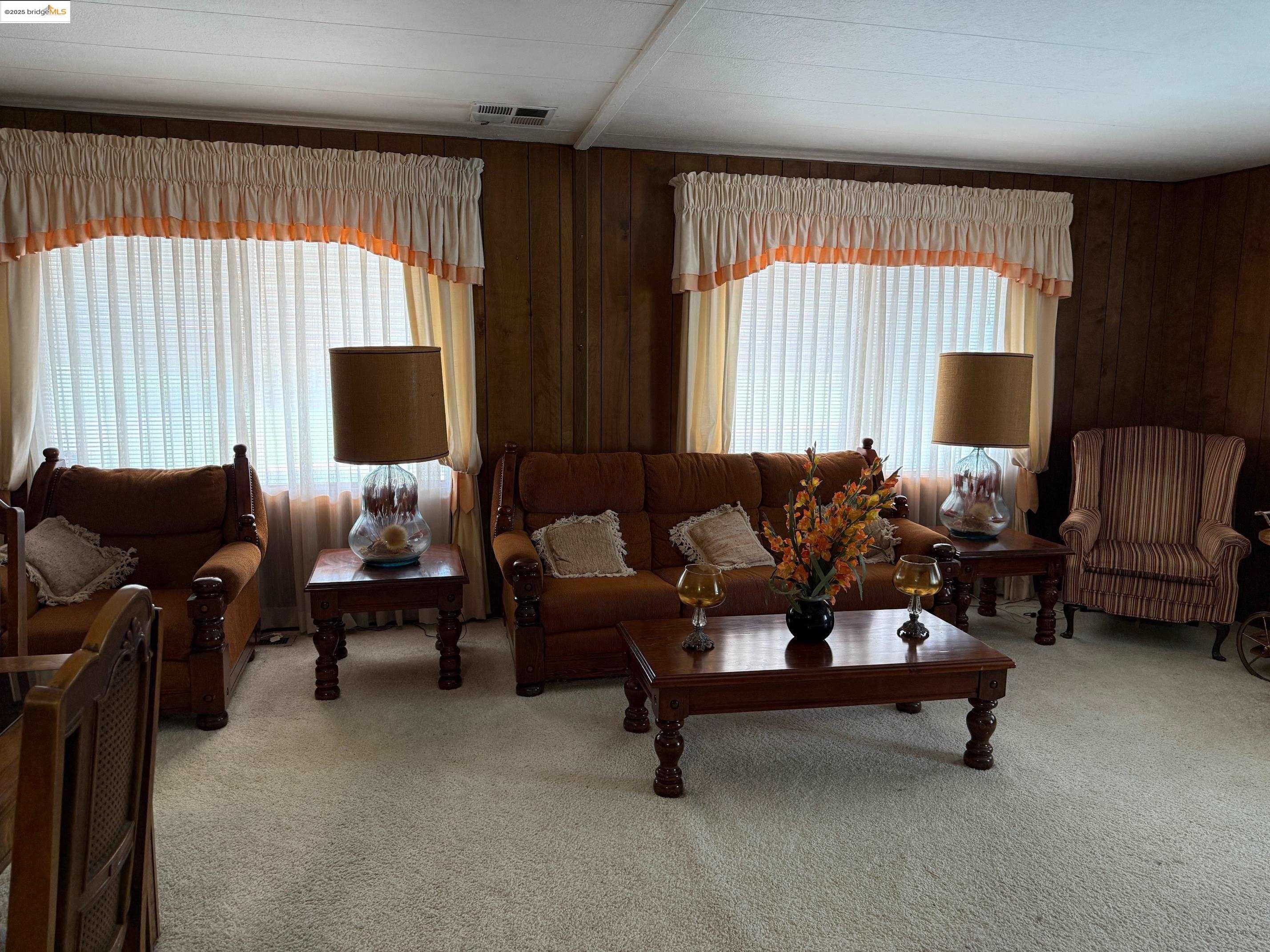 215 Maui Dr # 215