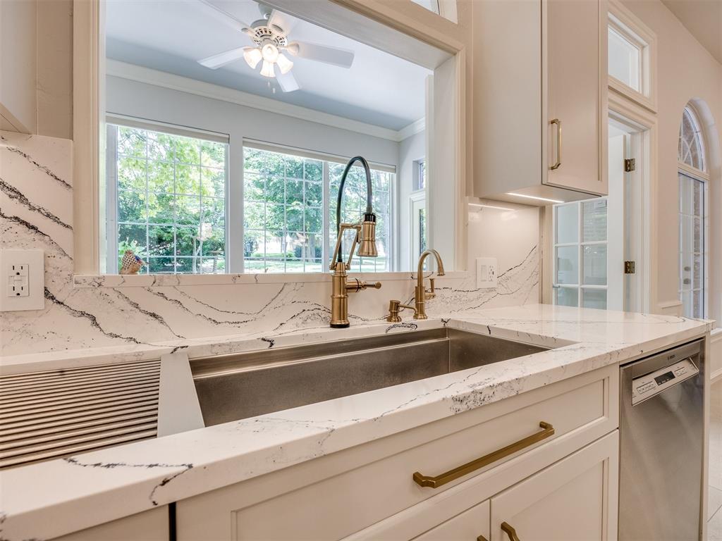 3421 Oakdale Forest Road