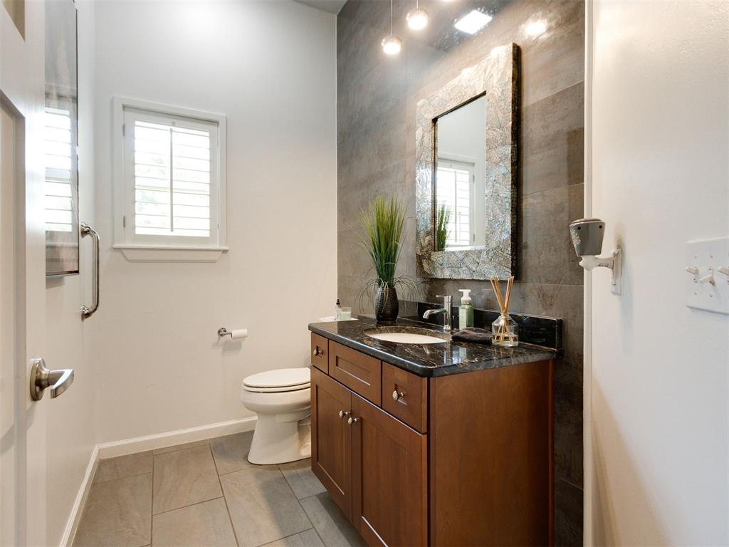 4101 Oakdale Farm Circle