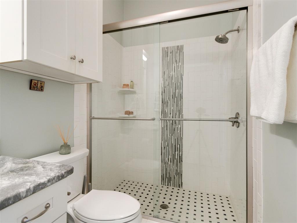 4101 Oakdale Farm Circle