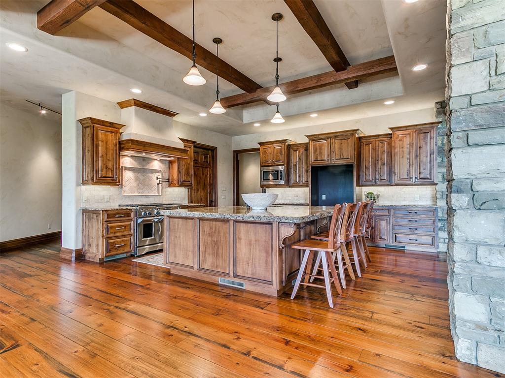 5801 W Highway 33