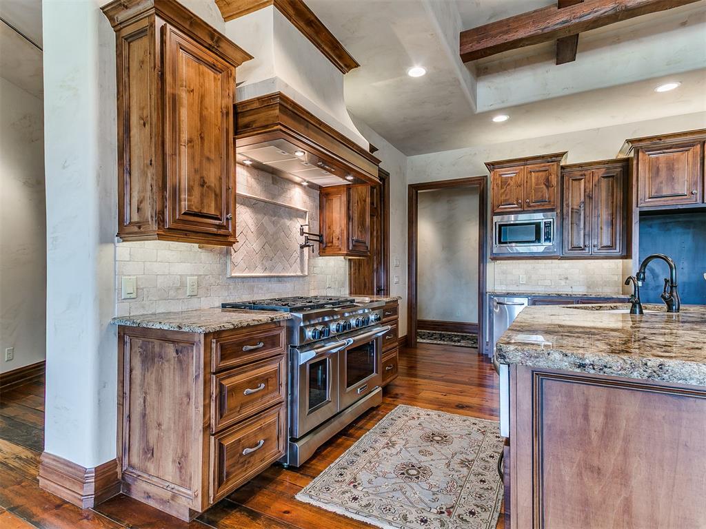 5801 W Highway 33