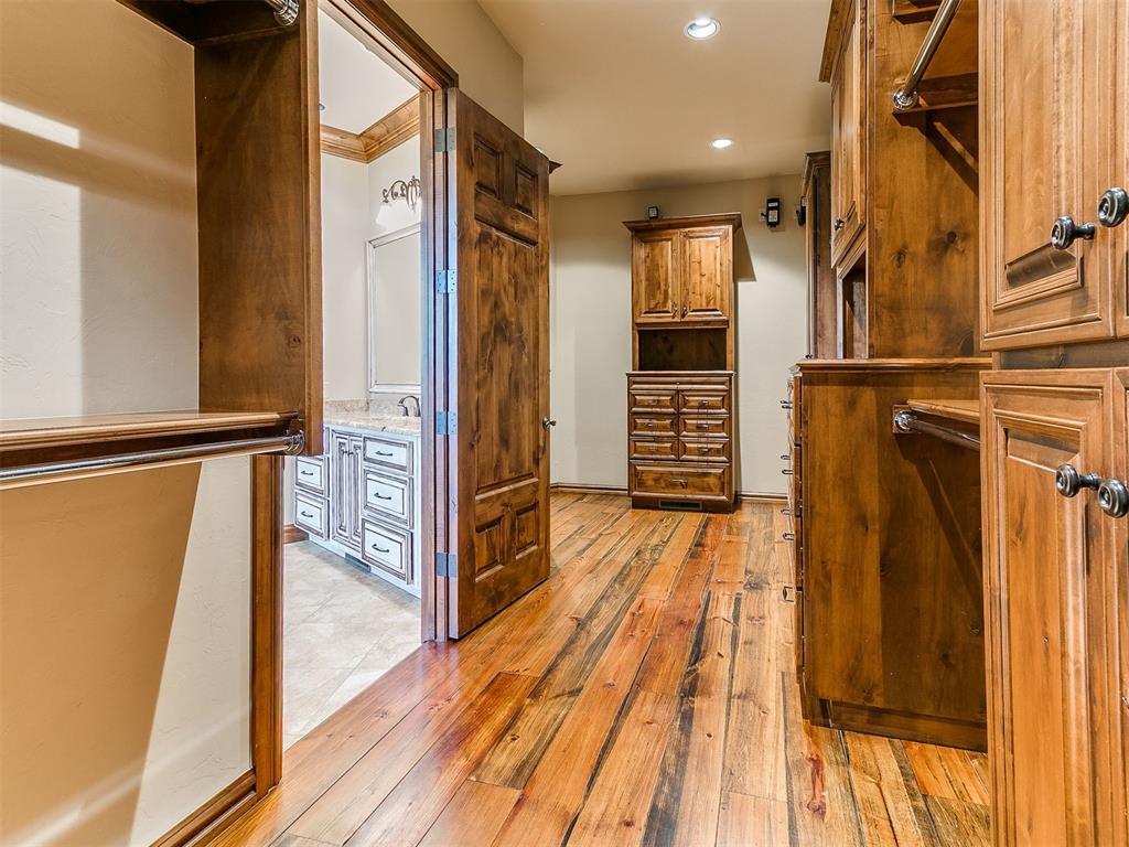 5801 W Highway 33