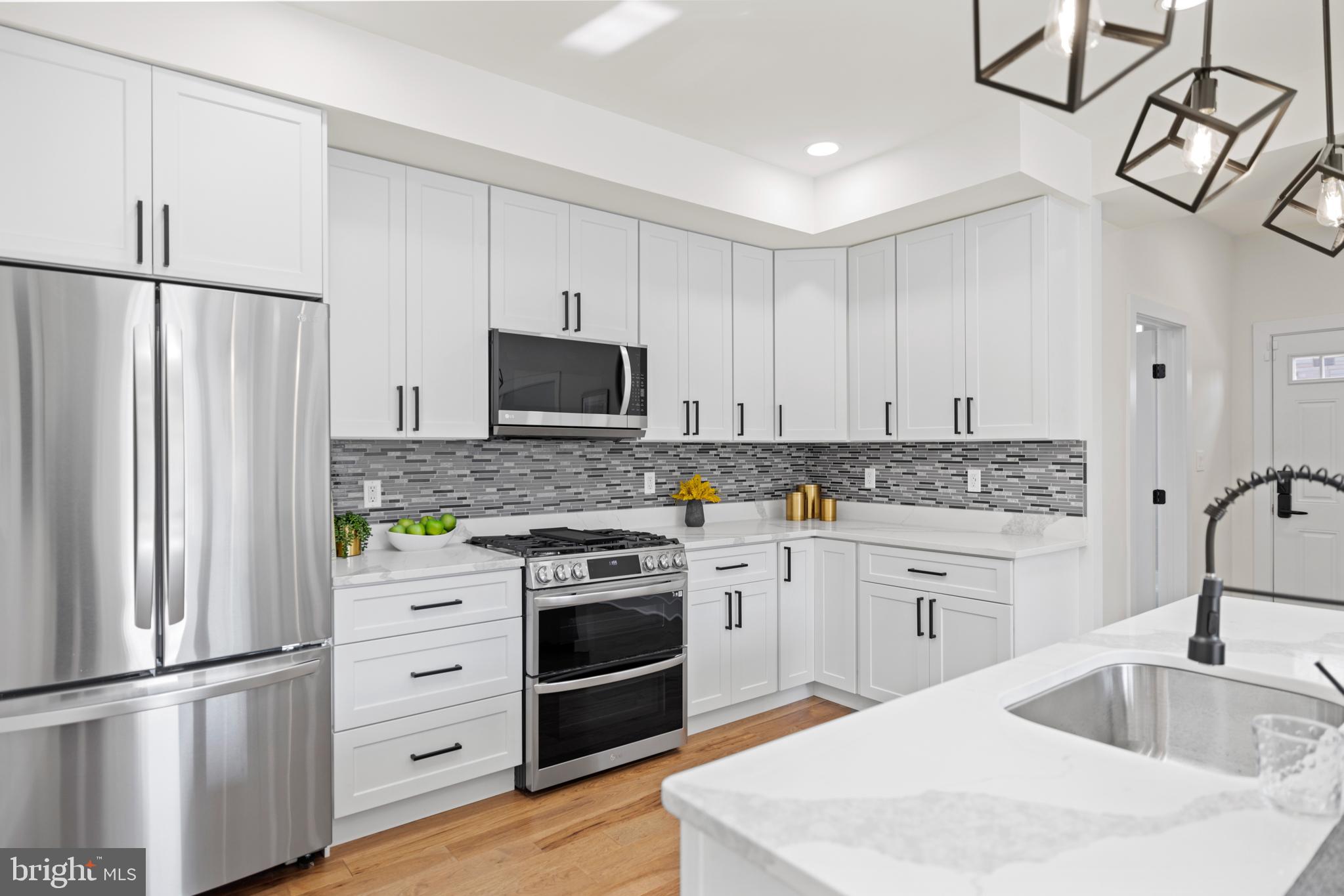 3501 17th STREET NE