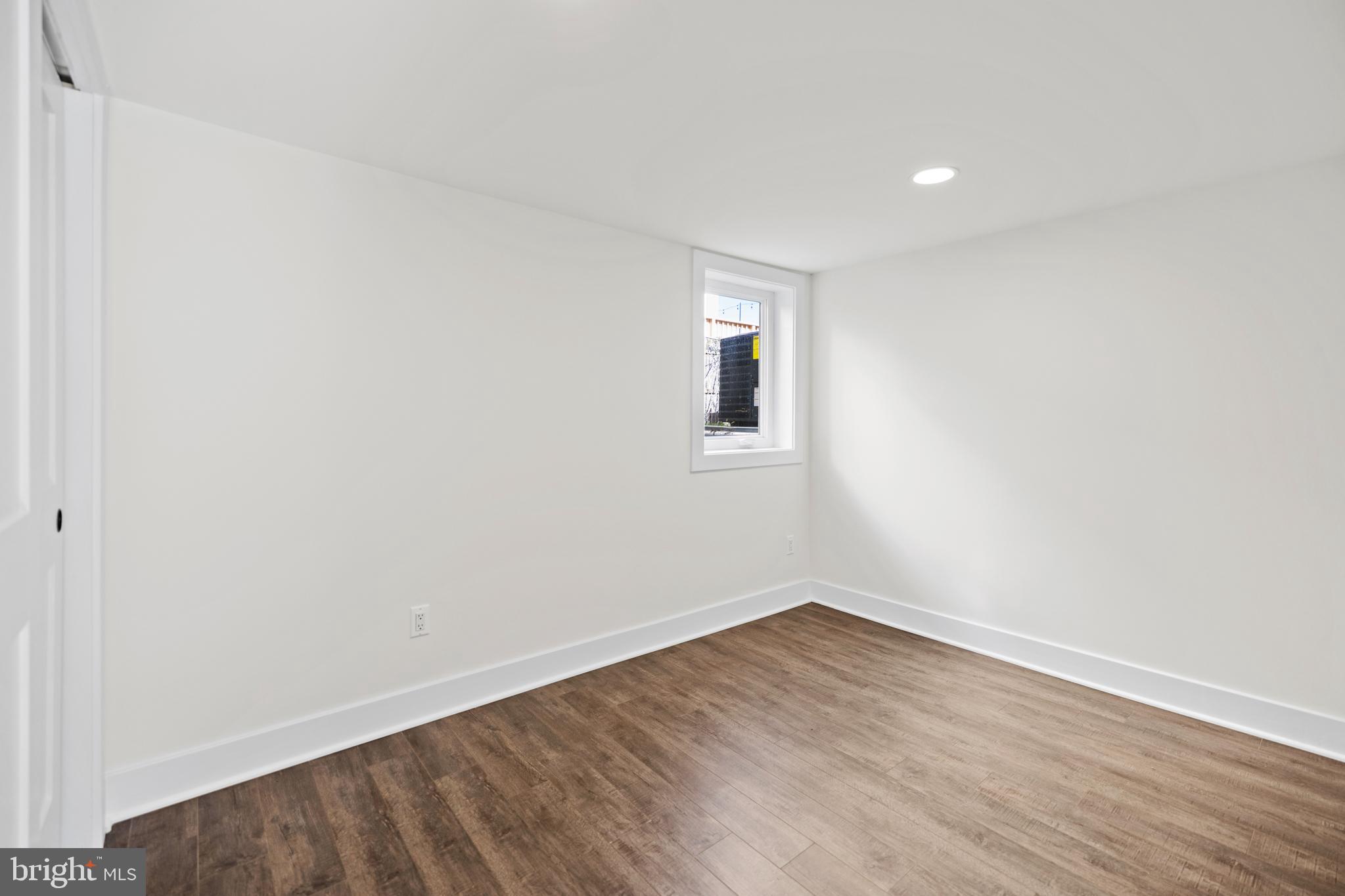3501 17th STREET NE