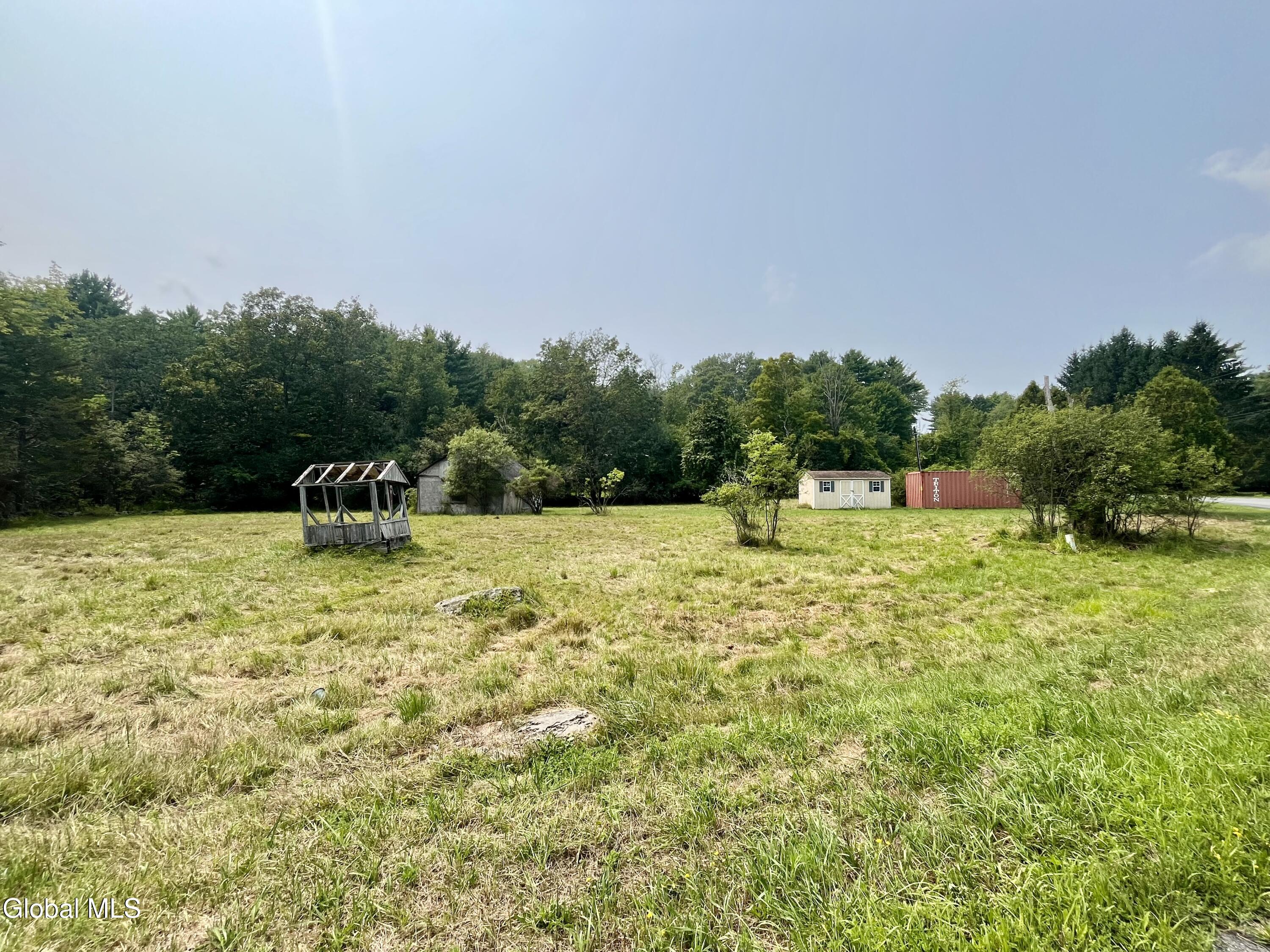 424 Medway Earlton Road