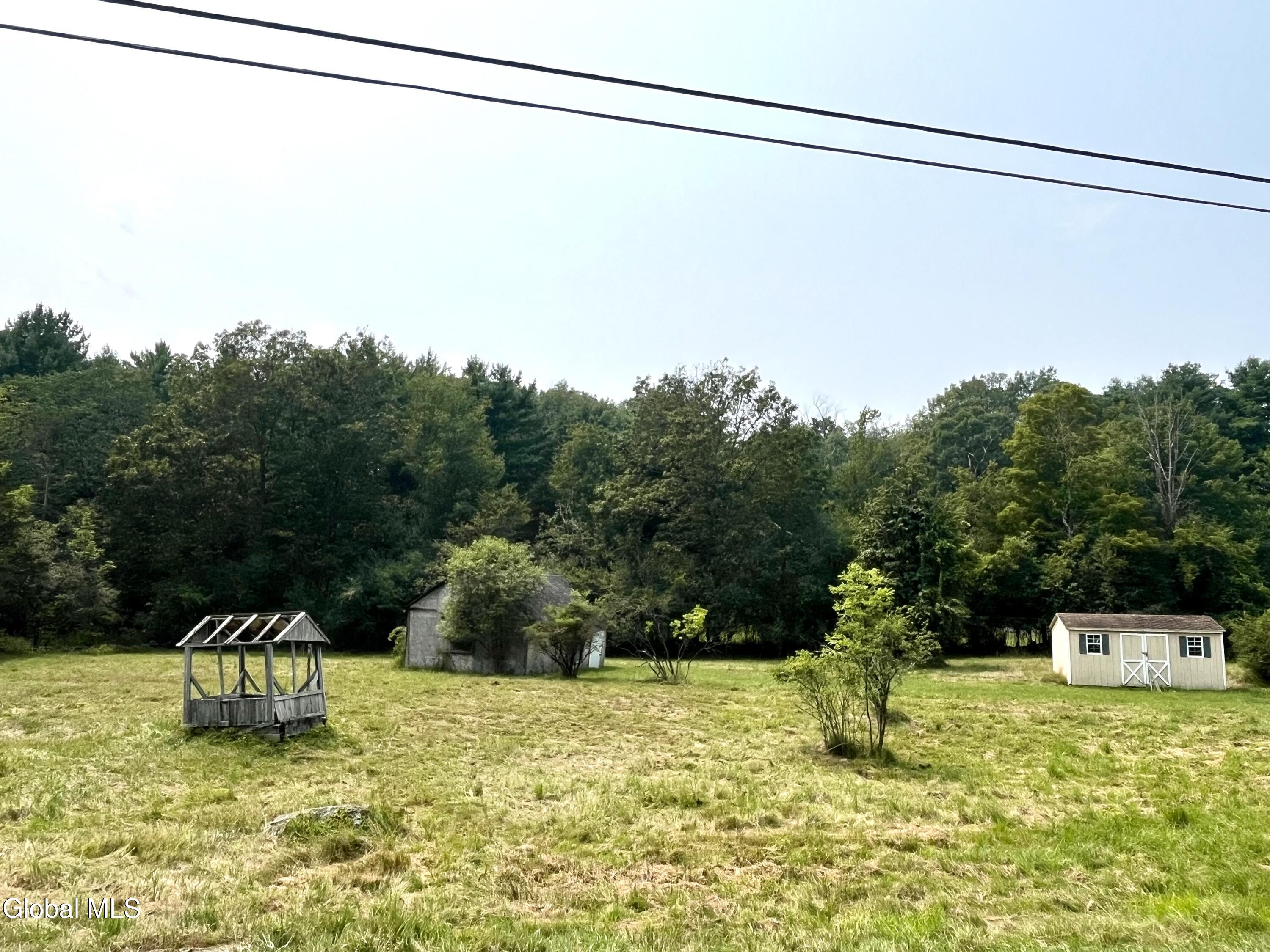 424 Medway Earlton Road