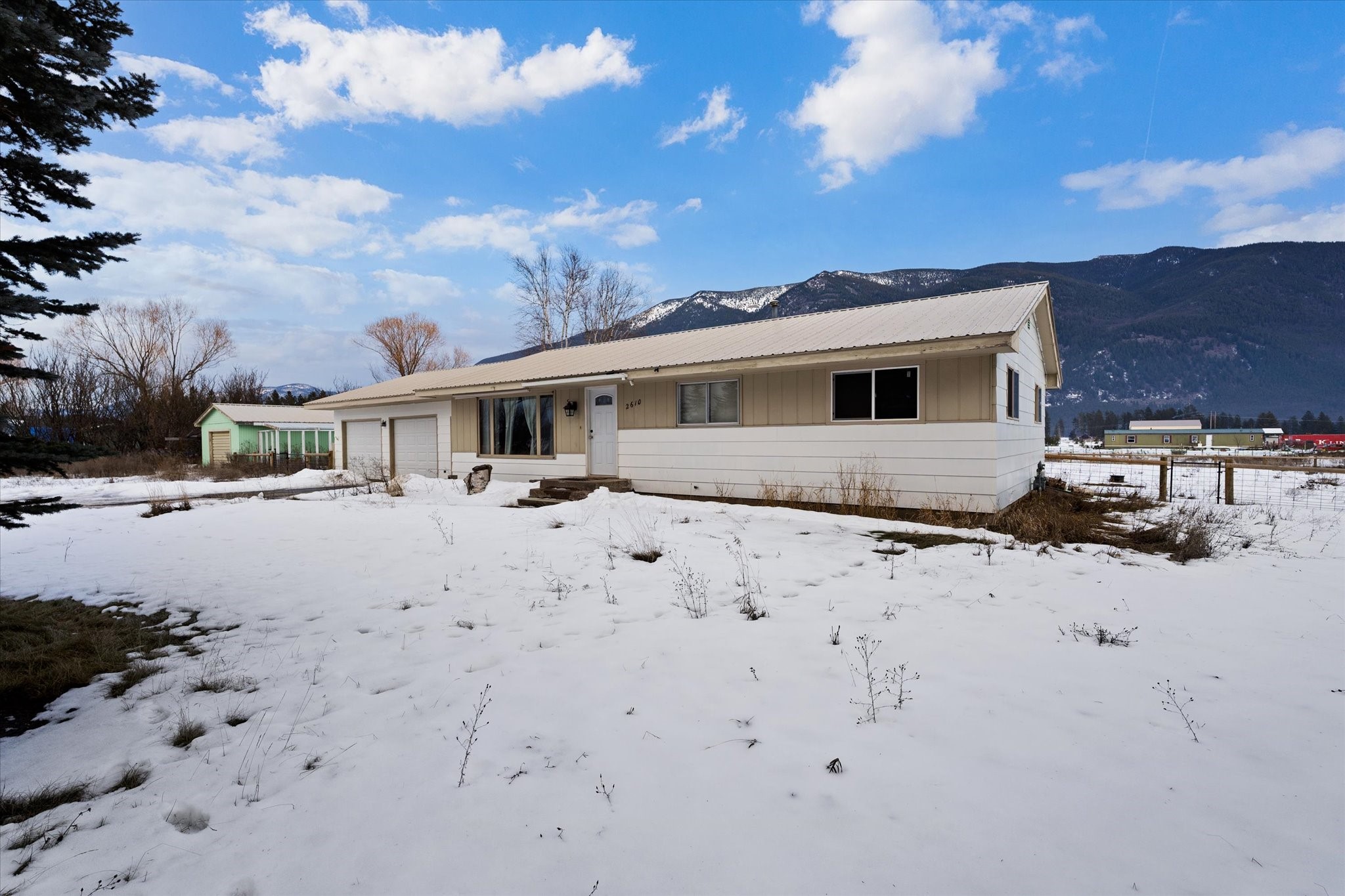 2610 Highway 206