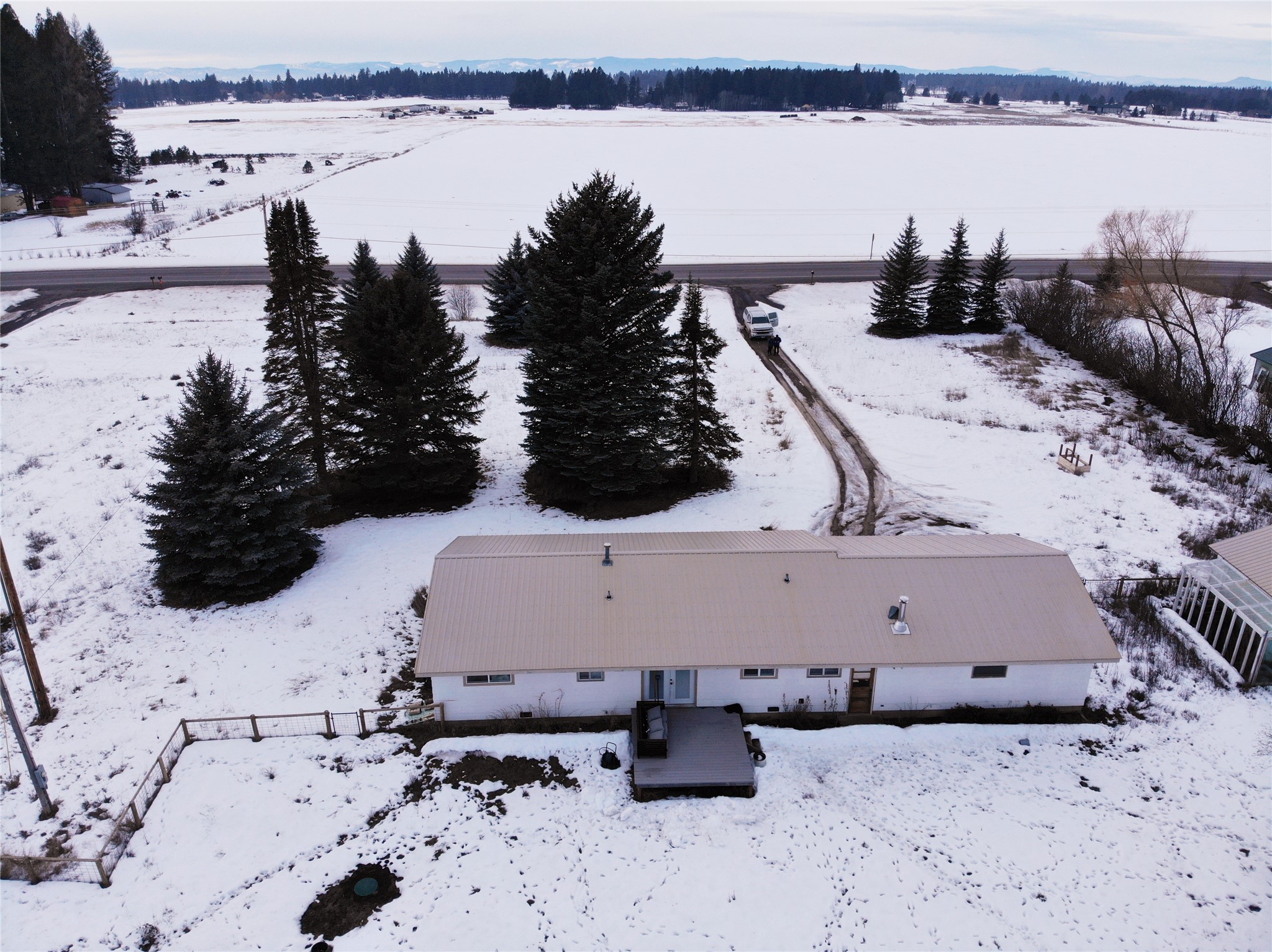 2610 Highway 206