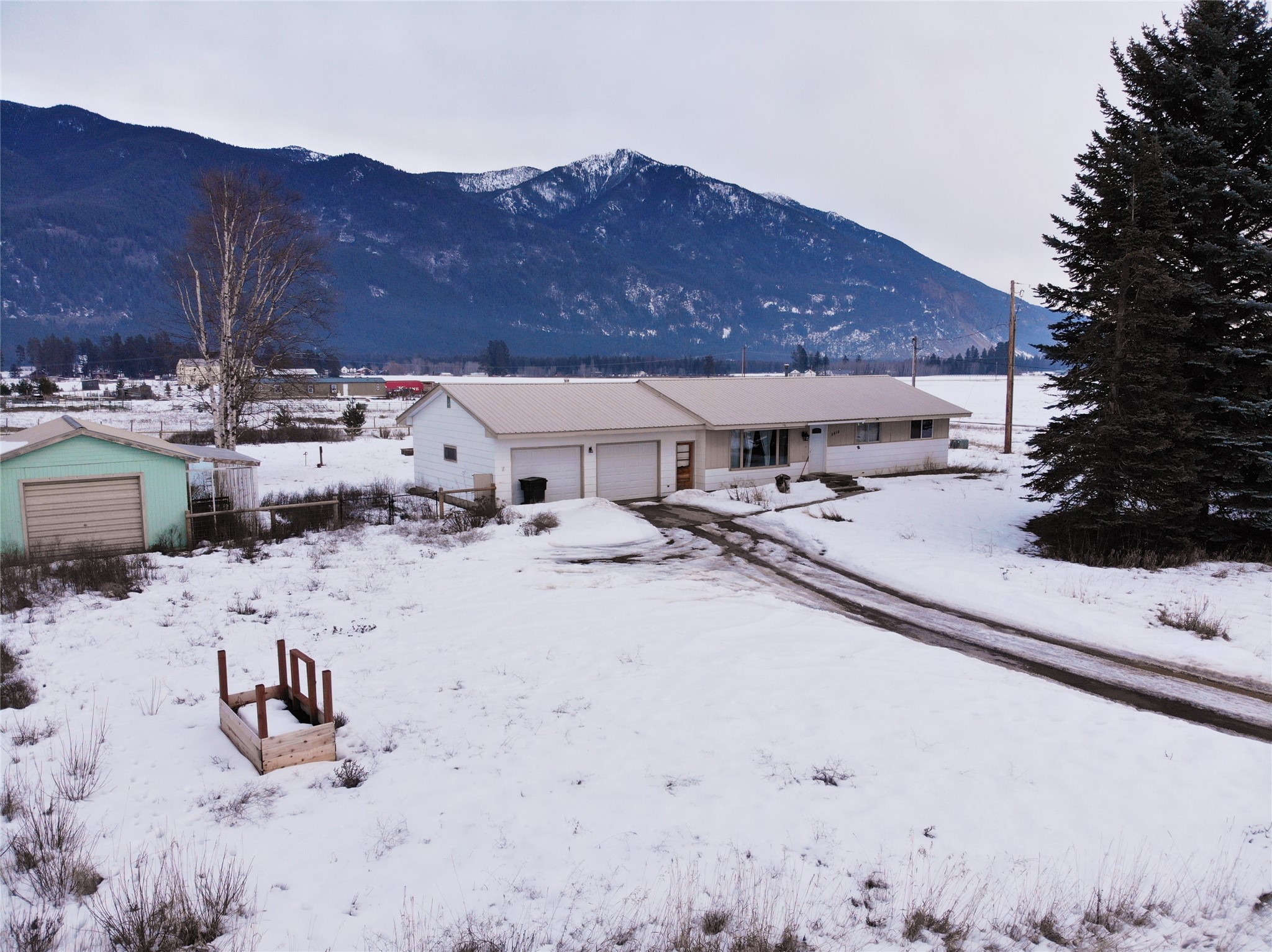 2610 Highway 206