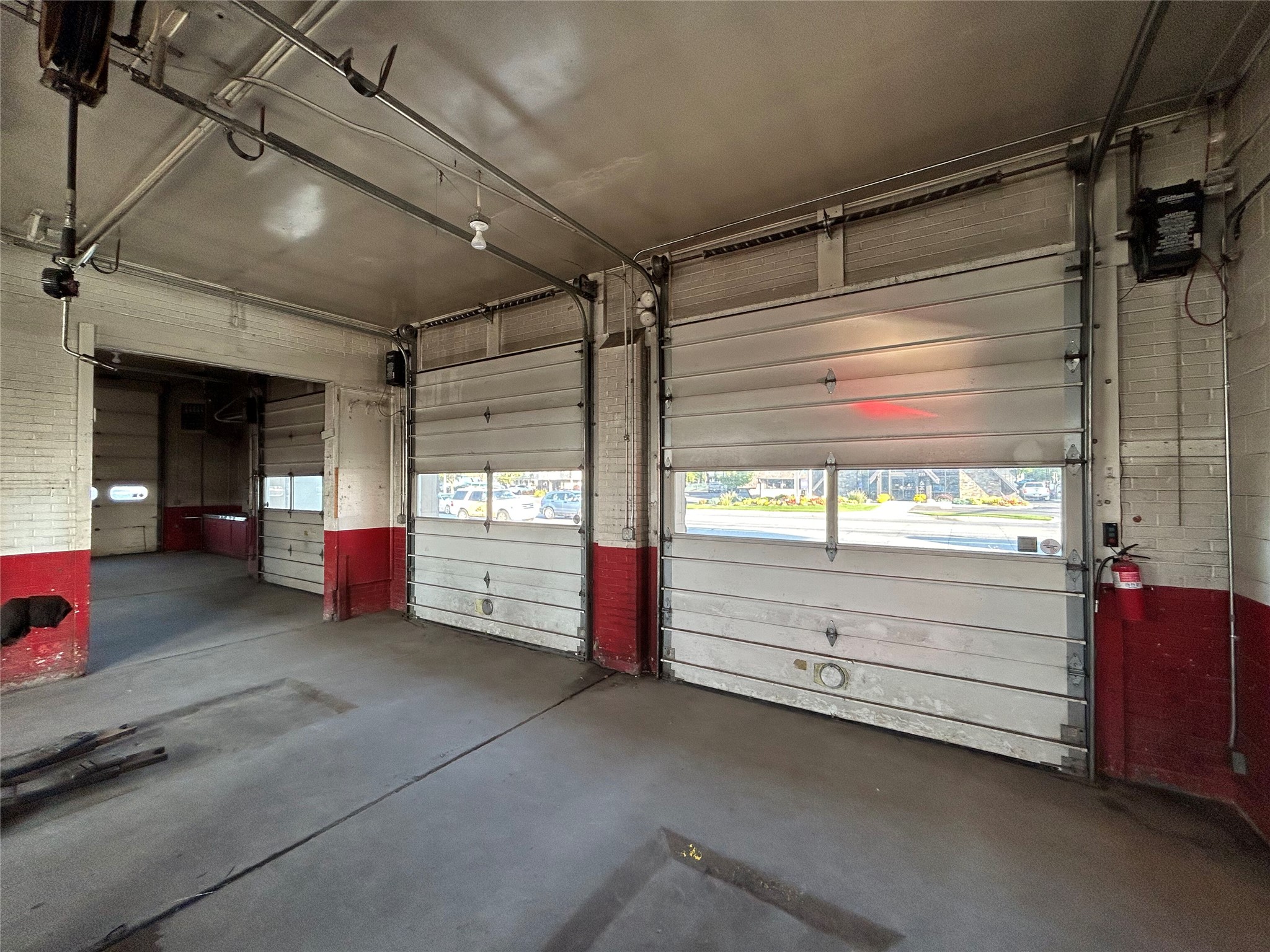 196 3rd Avenue E