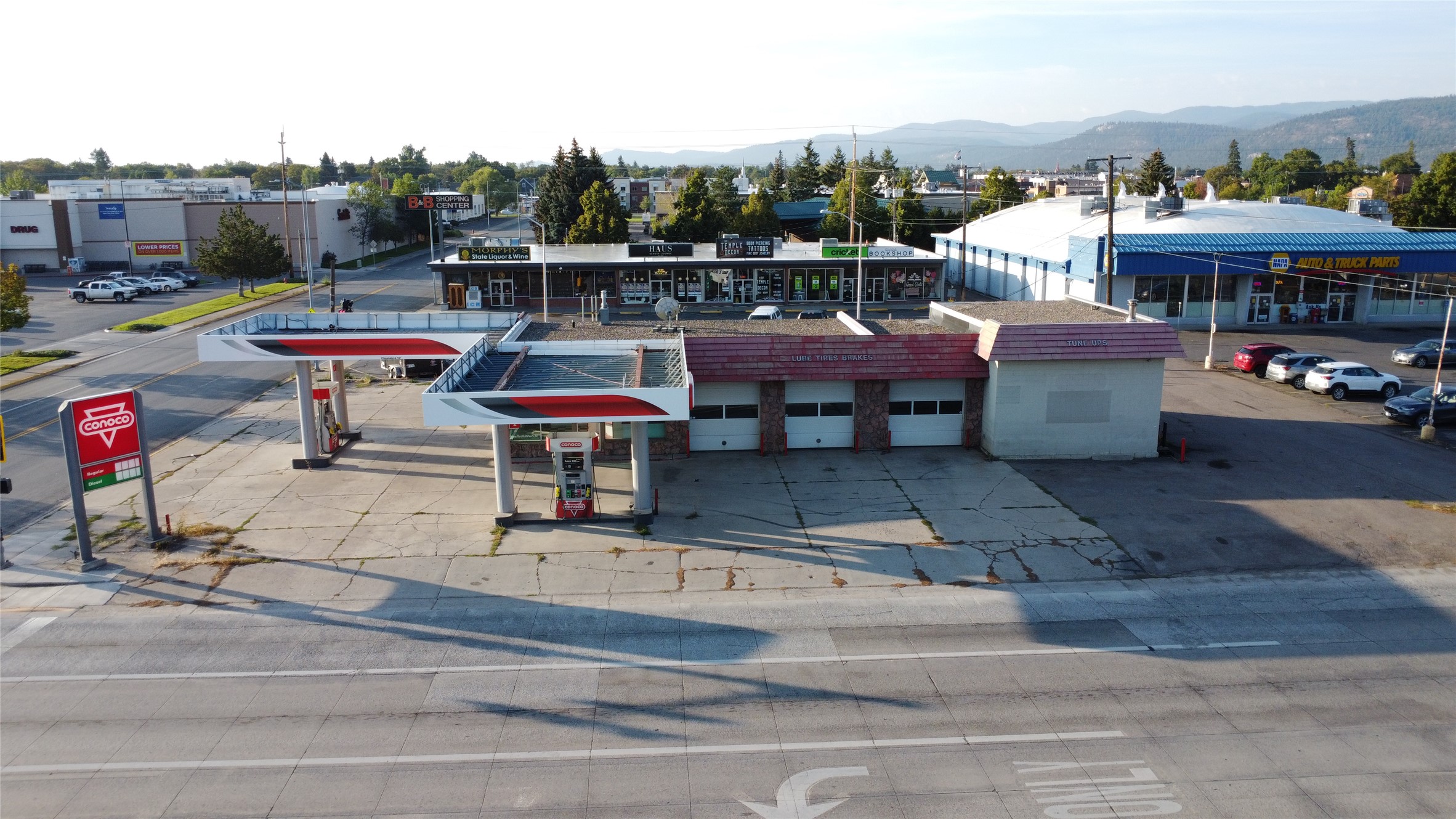 196 3rd Avenue E