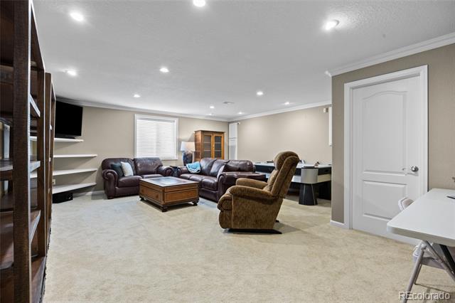 19616 E Pinewood Drive