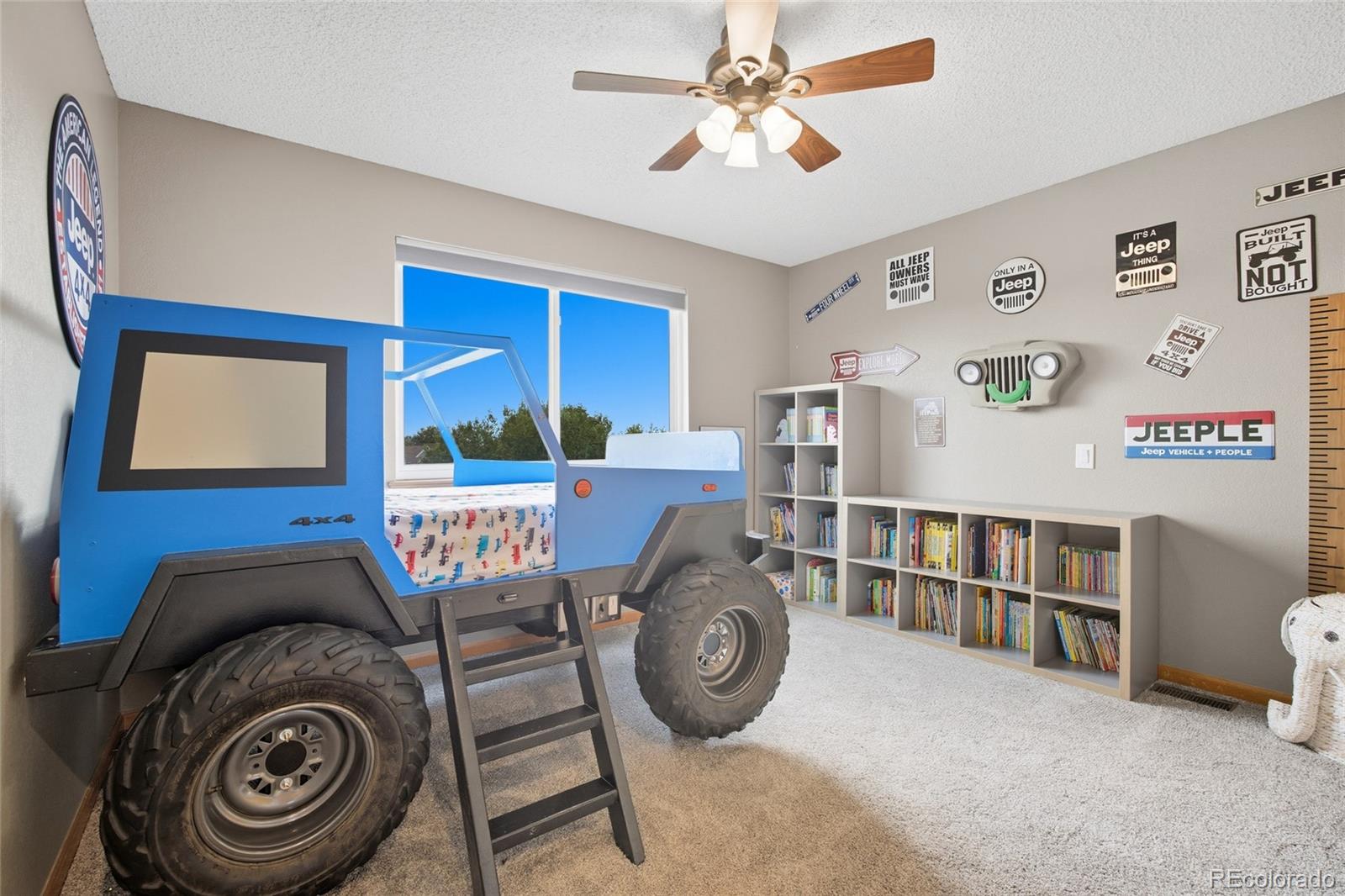 11461 Dark Star Way